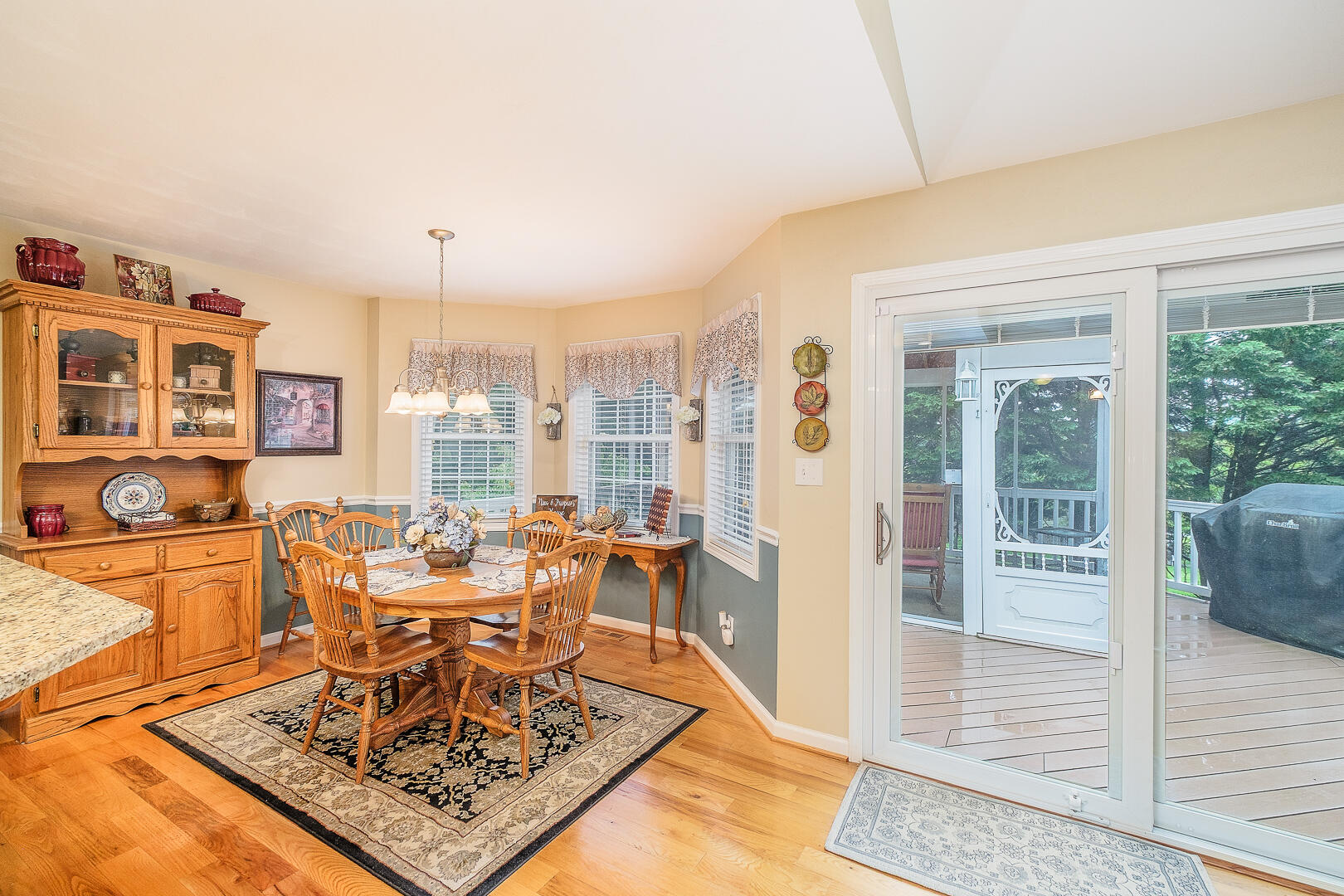 151 Andrew Dr, Troutville, Ohio image 16