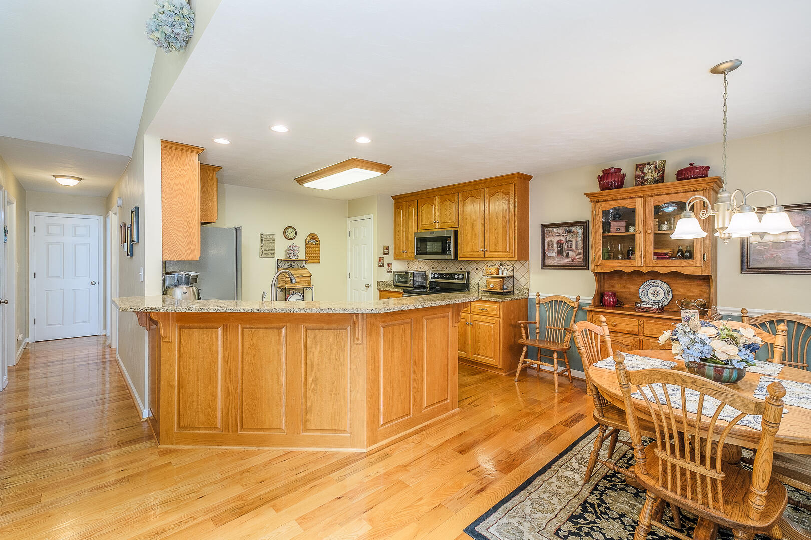 151 Andrew Dr, Troutville, Ohio image 17
