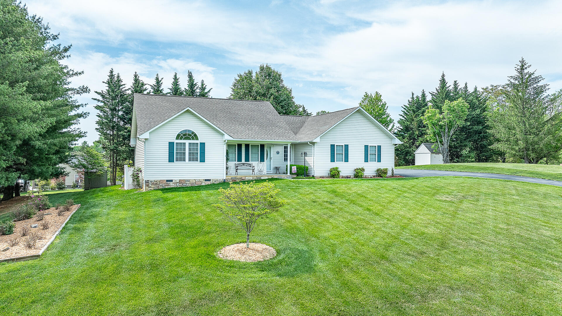 151 Andrew Dr, Troutville, Ohio image 44