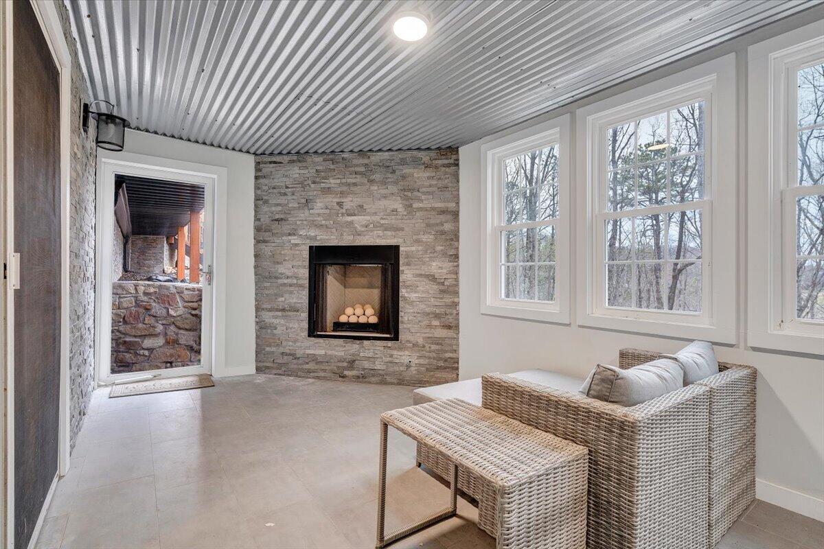 5025 Upland Game Rd, Roanoke, Virginia image 42