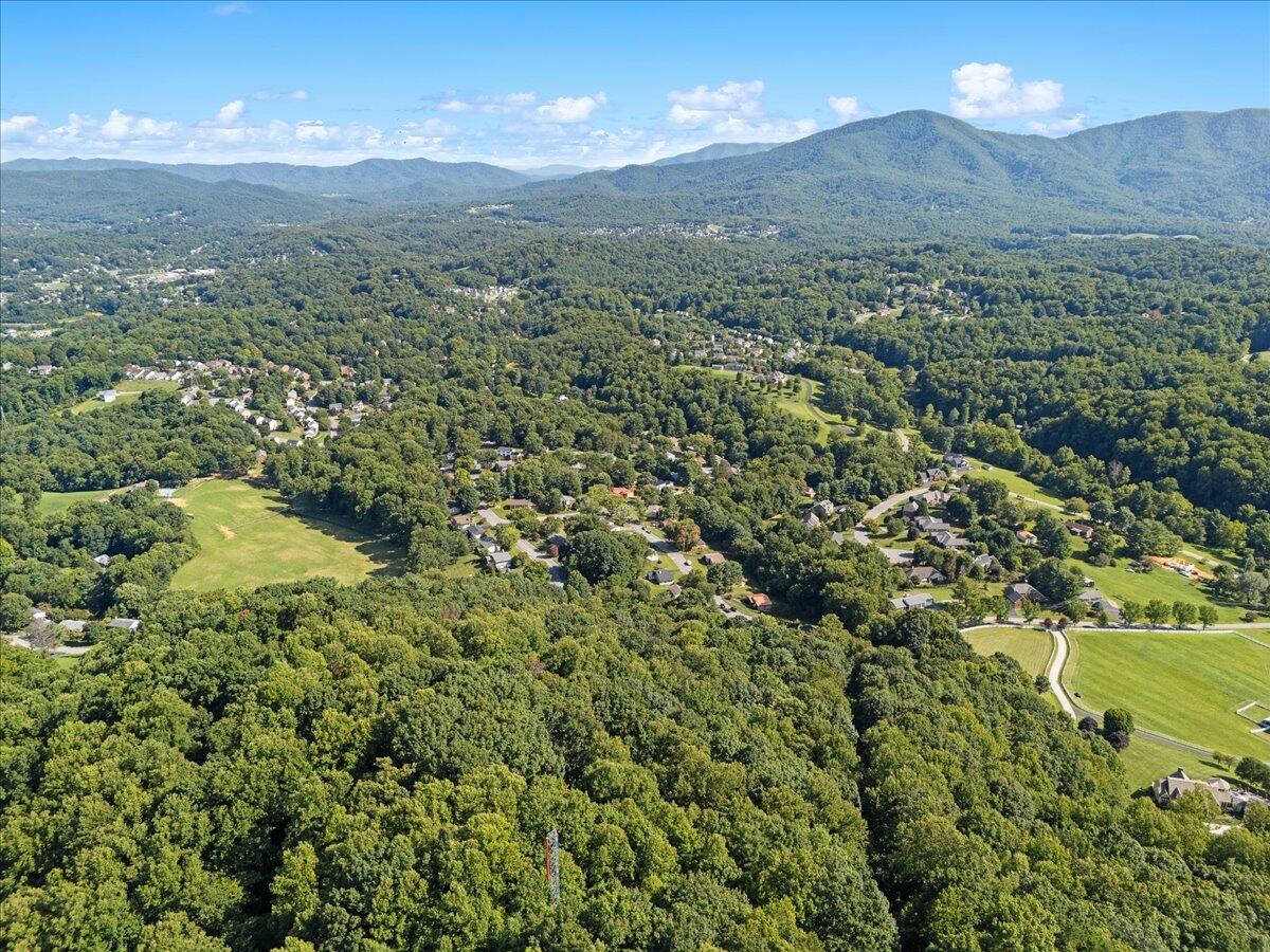 000 Sugar Loaf Mountain Rd, Roanoke, Virginia image 12