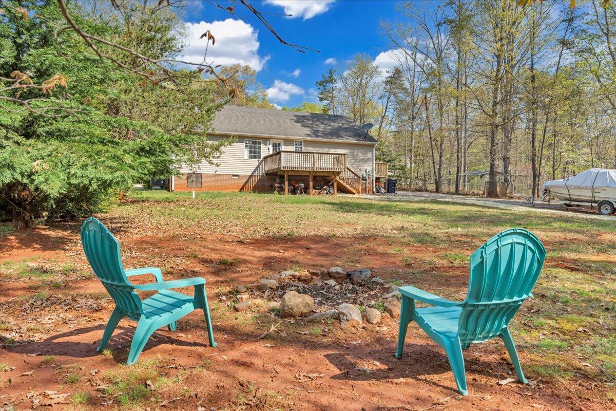 100 Old Post Rd, Moneta, Virginia image 27