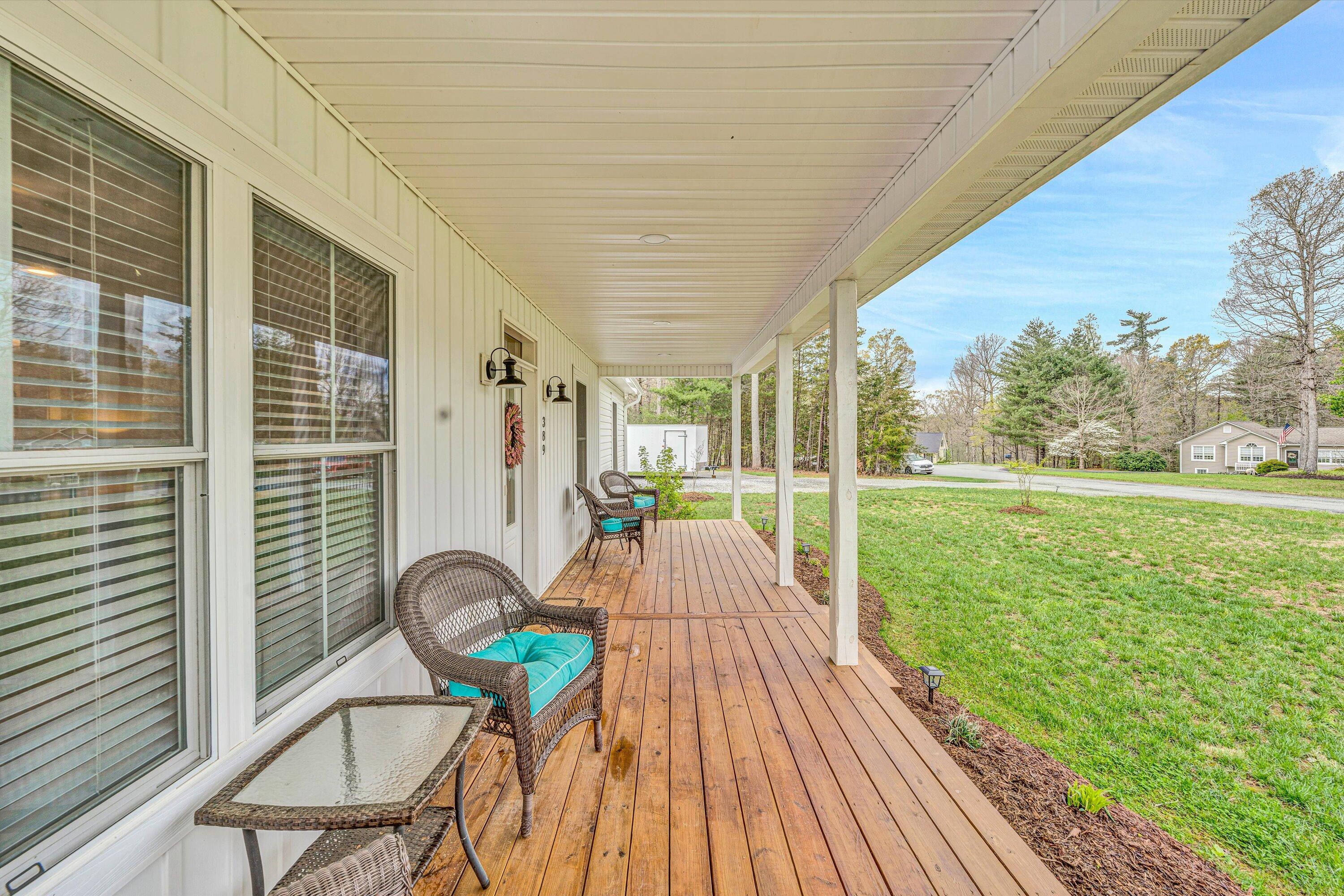389 Carroll Dr, Hardy, Ohio image 5