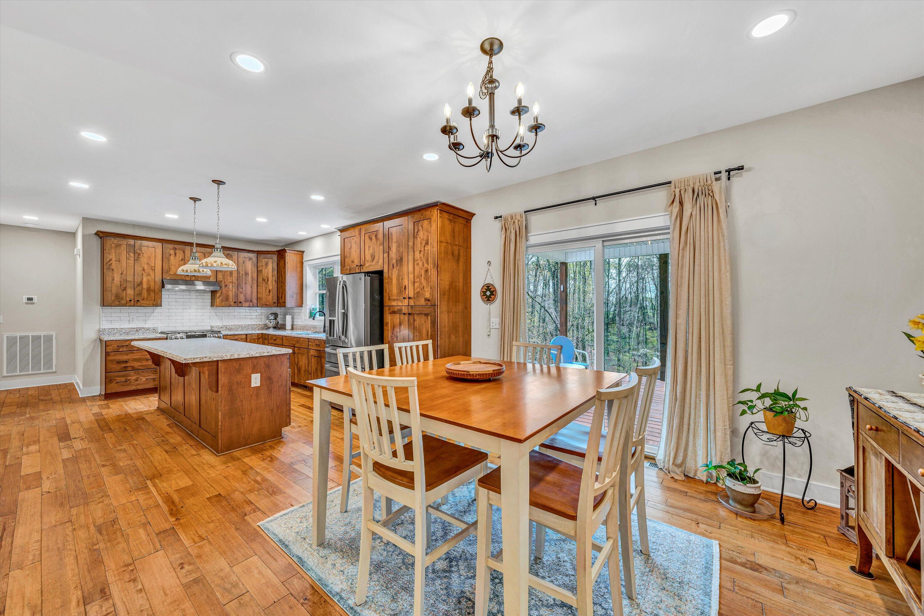 389 Carroll Dr, Hardy, Ohio image 13