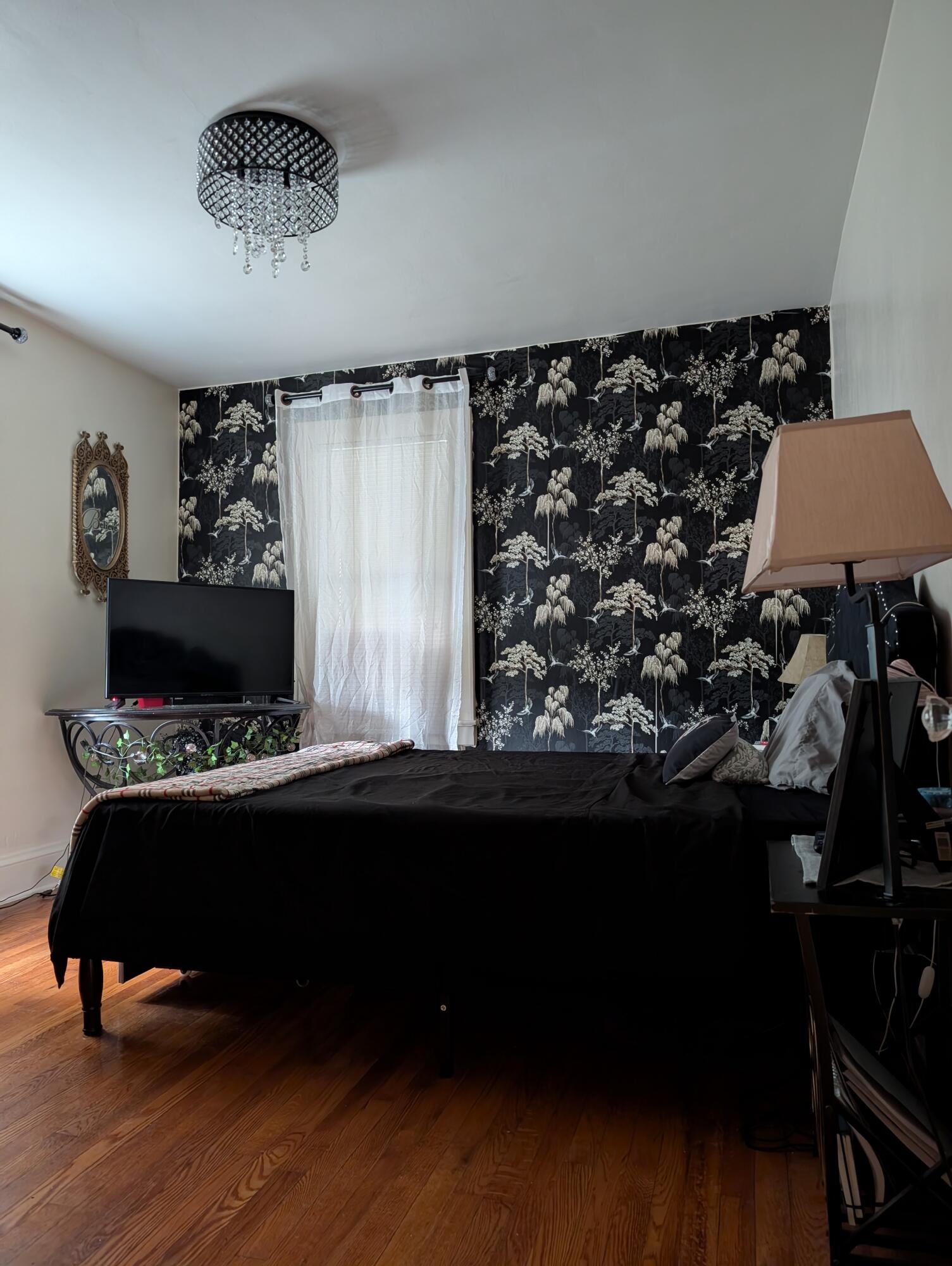 2221 W Main St, Salem, Virginia image 13