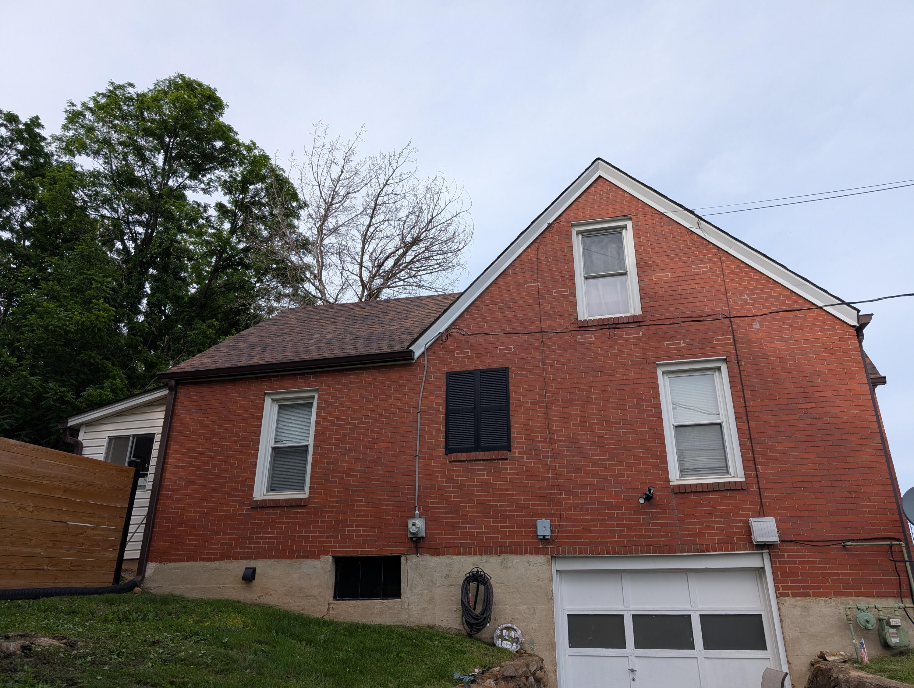 2221 W Main St, Salem, Virginia image 2
