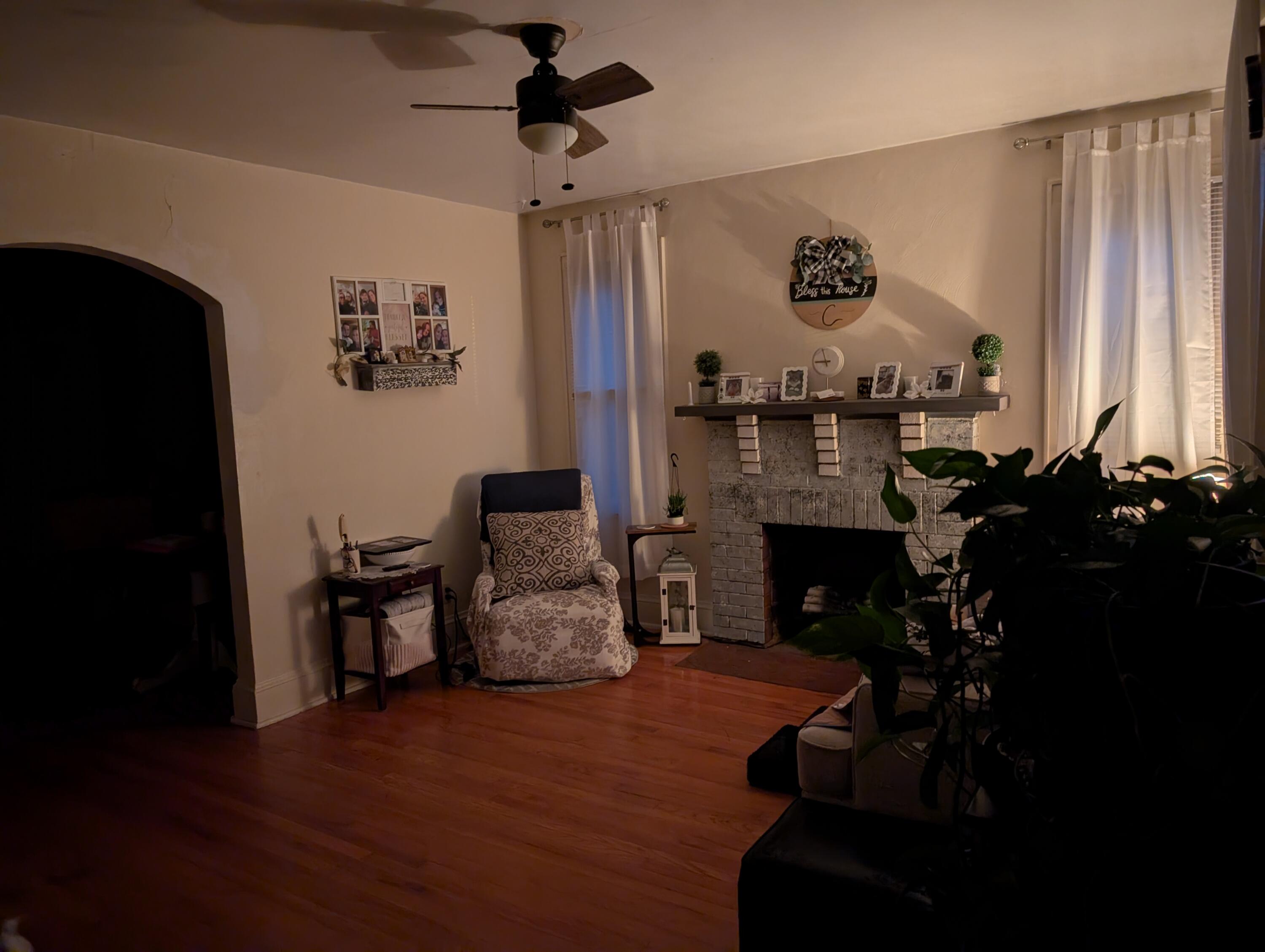 2221 W Main St, Salem, Virginia image 12