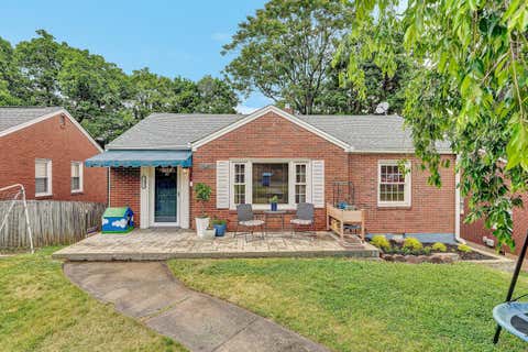 Homes For Sale - 2423 Tillett Rd<br/> Roanoke, VA 24015