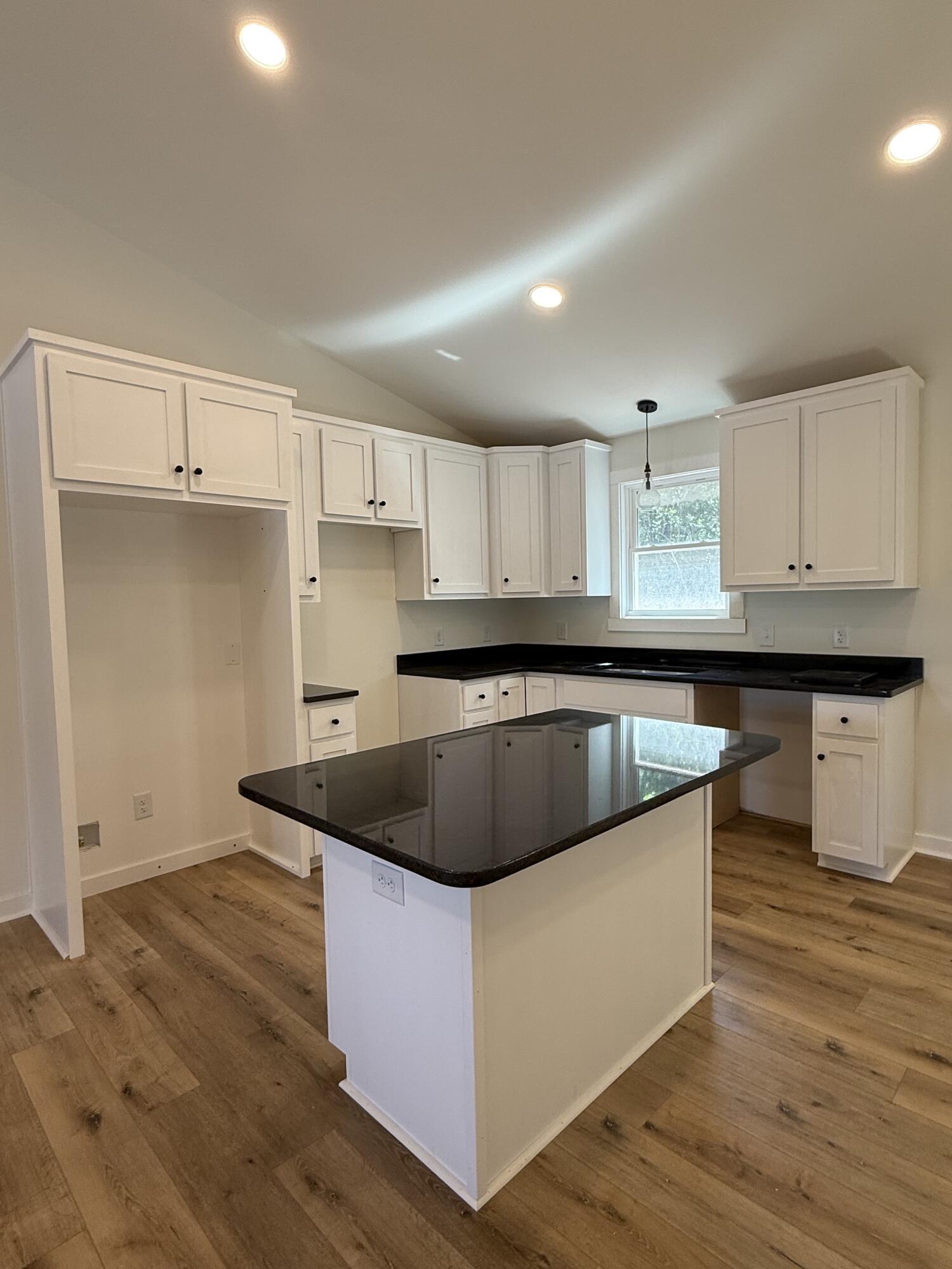 1484 White House Rd, Moneta, Virginia image 7