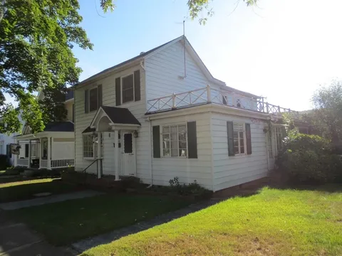 MLS: 916222