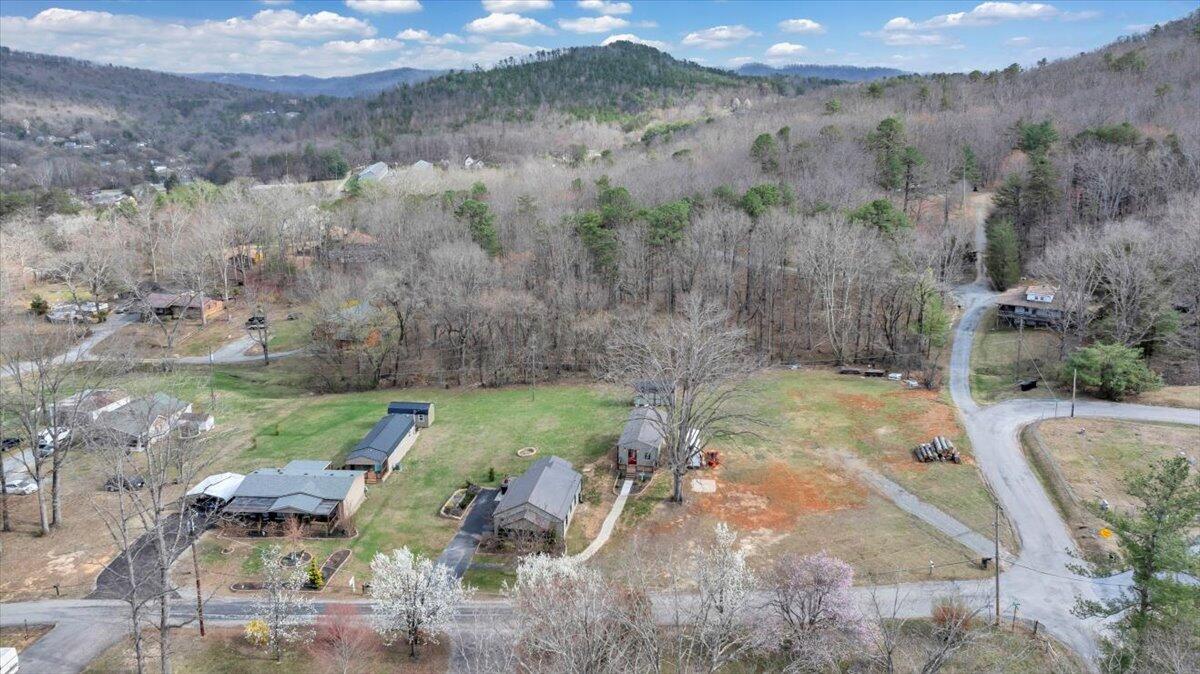 3572 Leffel Rd, Roanoke, Virginia image 3
