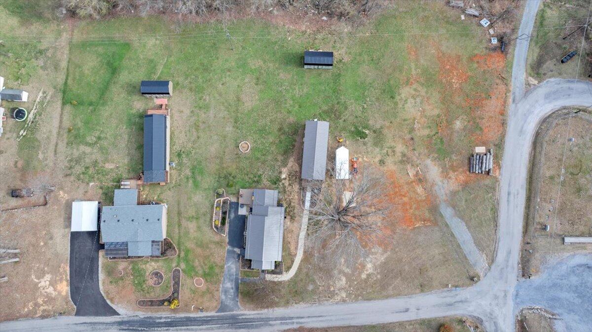 3572 Leffel Rd, Roanoke, Virginia image 2