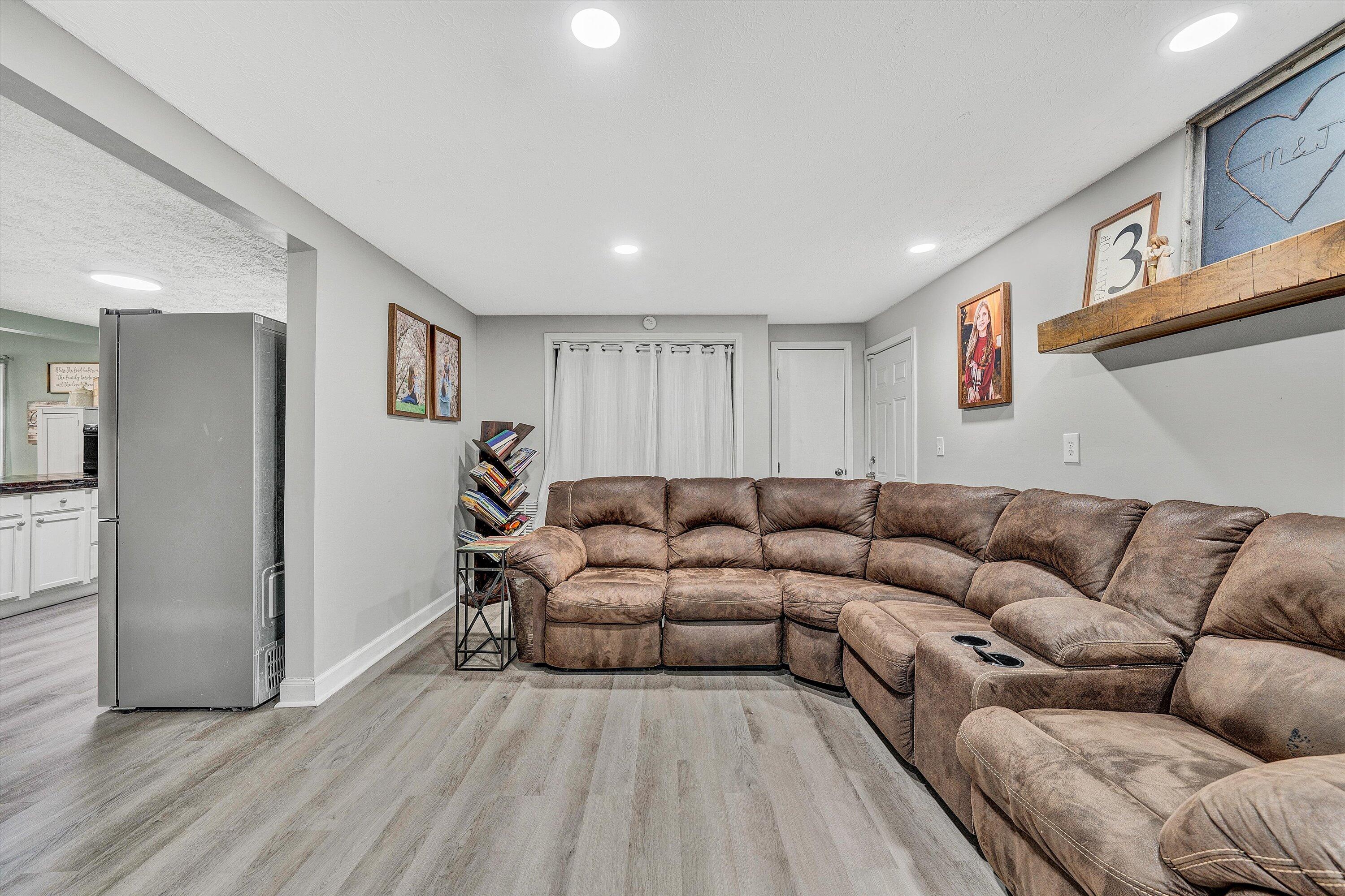 5282 Keffer Rd, Catawba, Virginia image 2