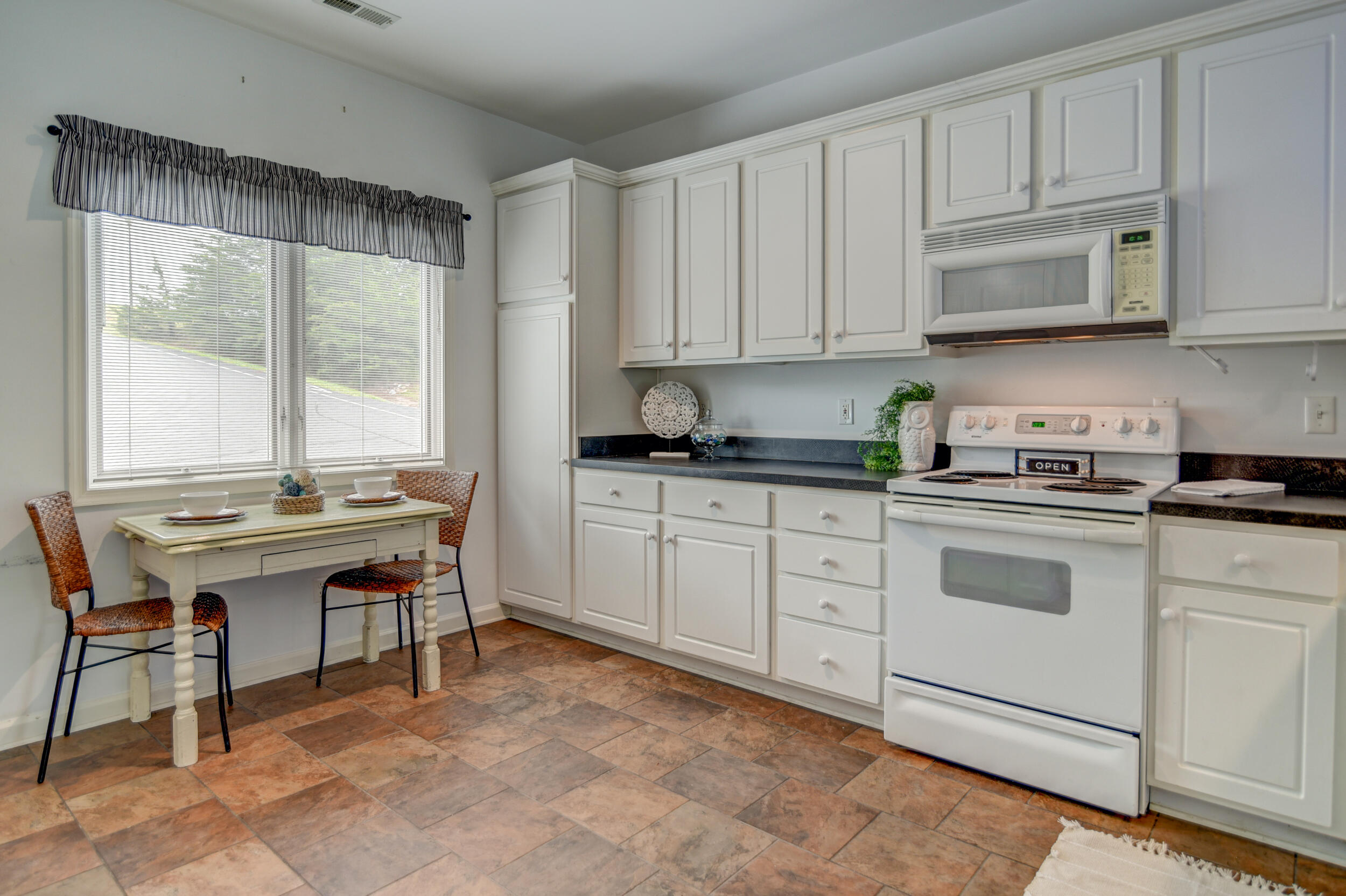 1103 Mariners Way #5, Huddleston, Virginia image 8