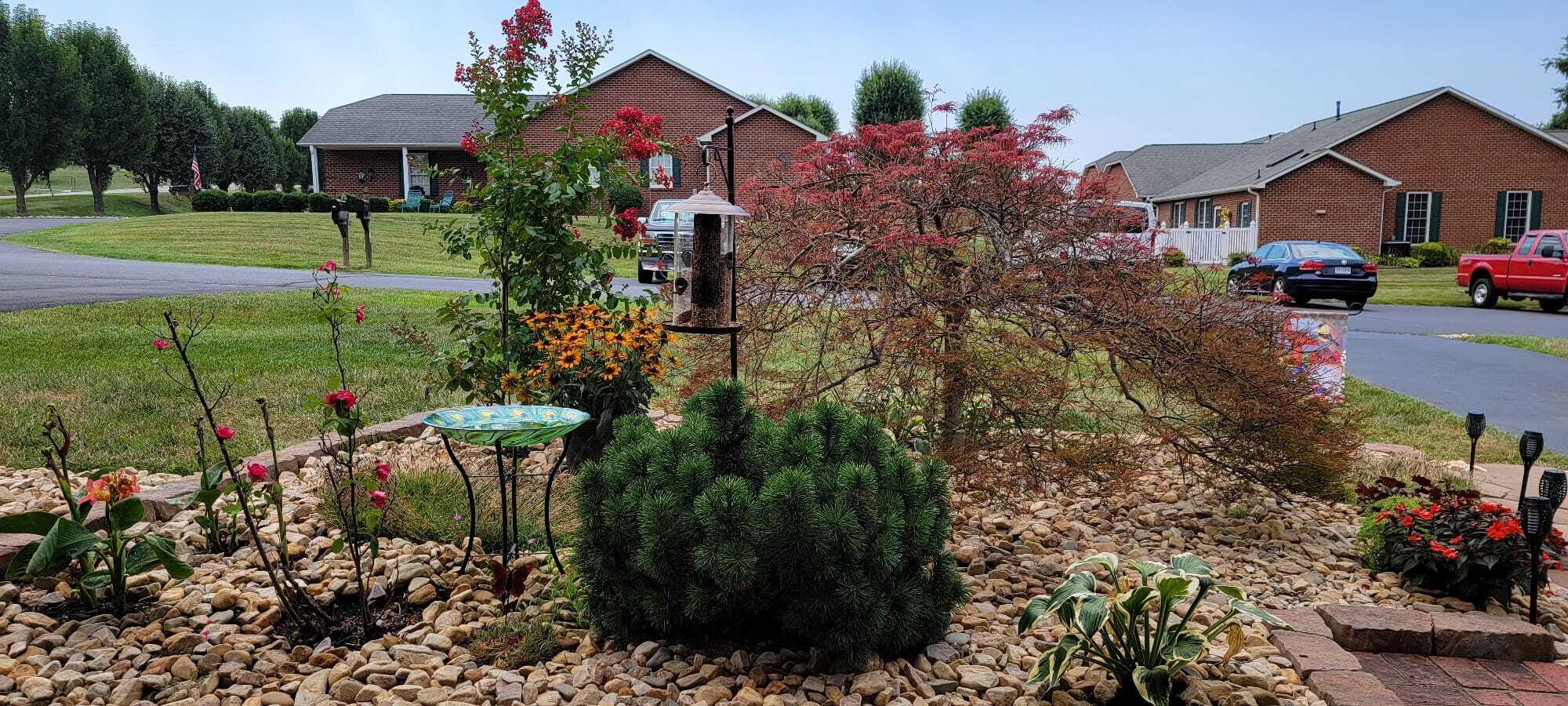 2710 Feather Garden Cir, Vinton, Virginia image 4