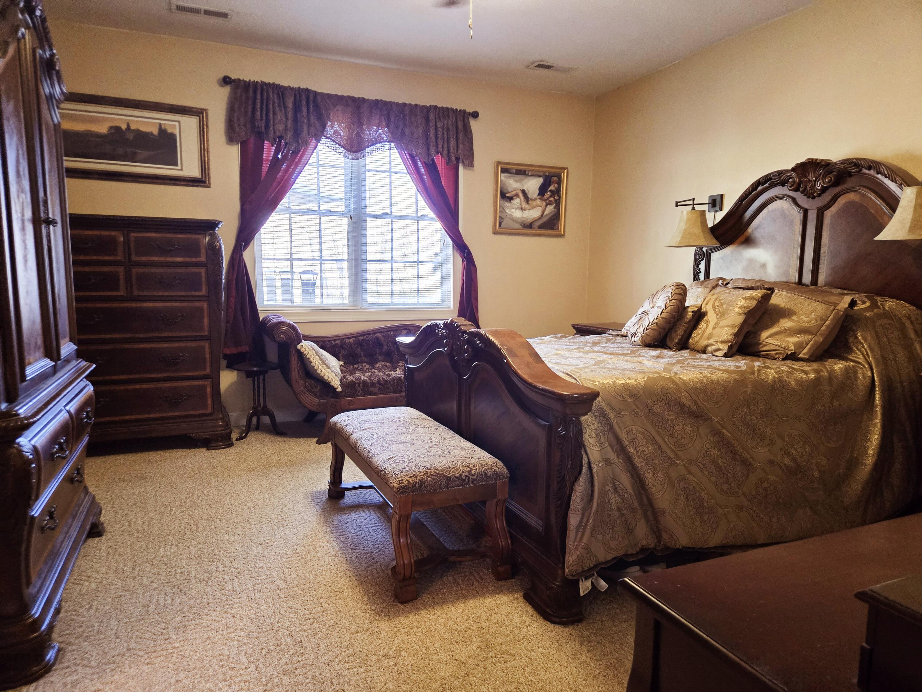 2710 Feather Garden Cir, Vinton, Virginia image 20