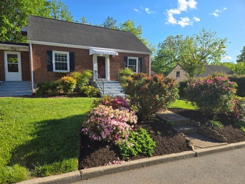 Homes For Sale - 2644 Fairway Dr<br/> Roanoke, VA 24015