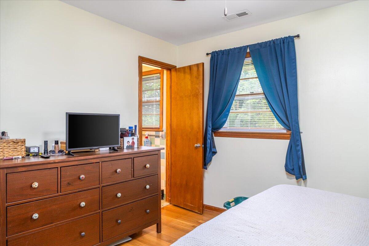 5702 Santa Anita Ter, Roanoke, Virginia image 20