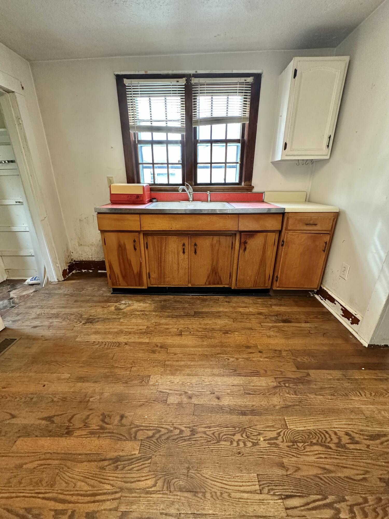 613 Pine St, Clifton Forge, Virginia image 14