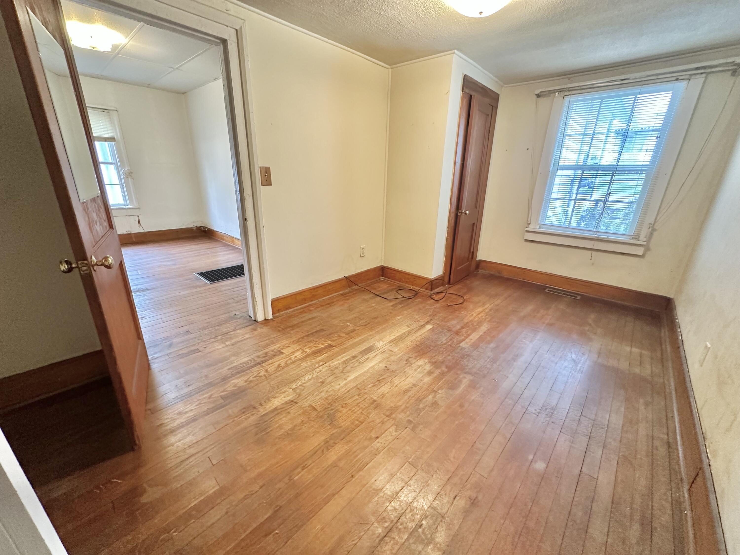 613 Pine St, Clifton Forge, Virginia image 17