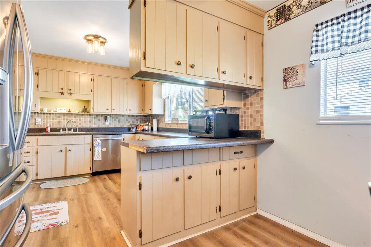 1332 S Crawford Ave, Covington, Virginia image 13