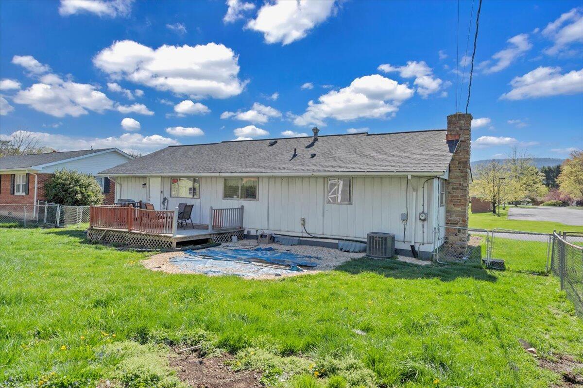1332 S Crawford Ave, Covington, Virginia image 32