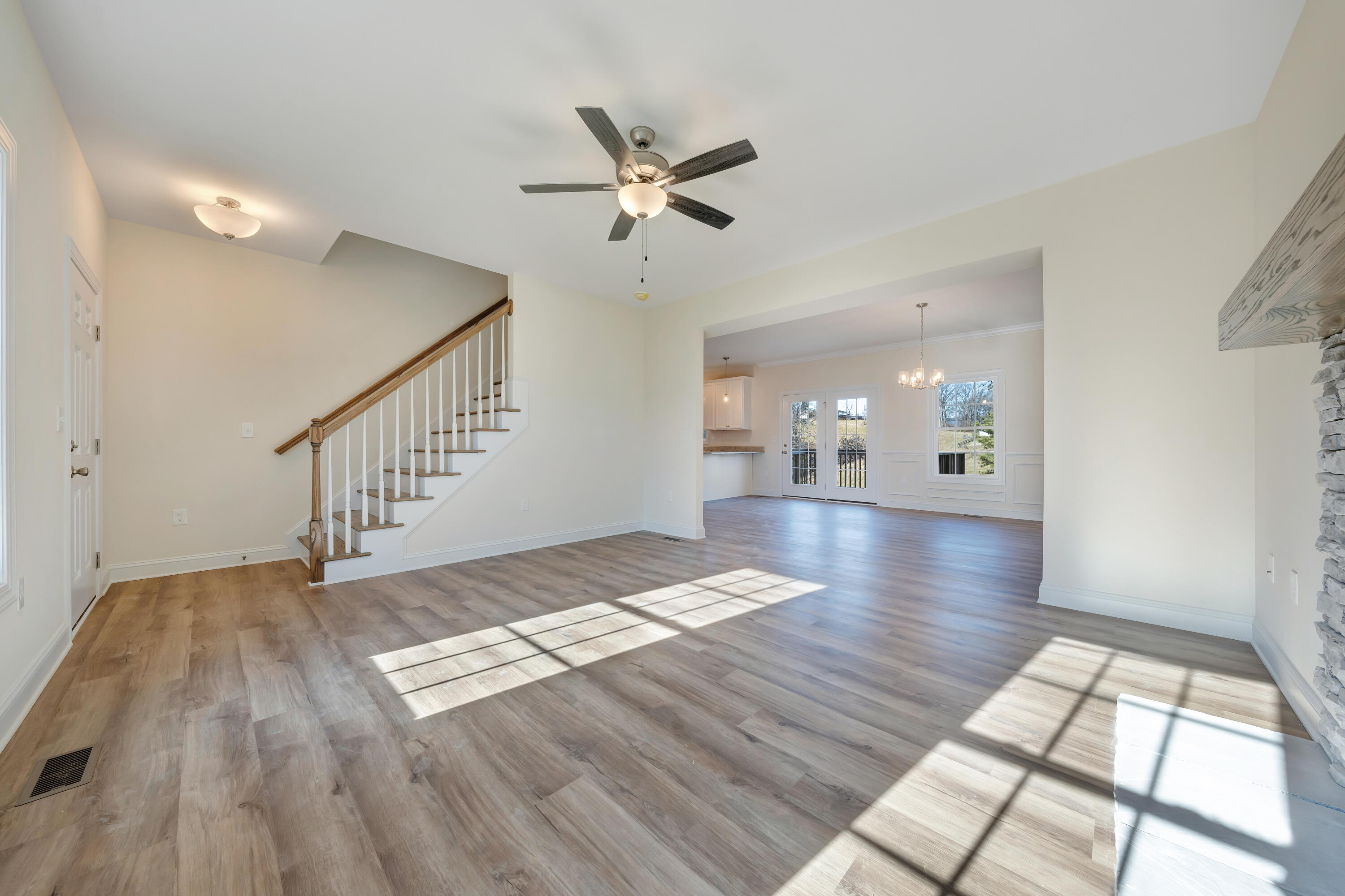 5213 Arrowhead Trl, Salem, Virginia image 2