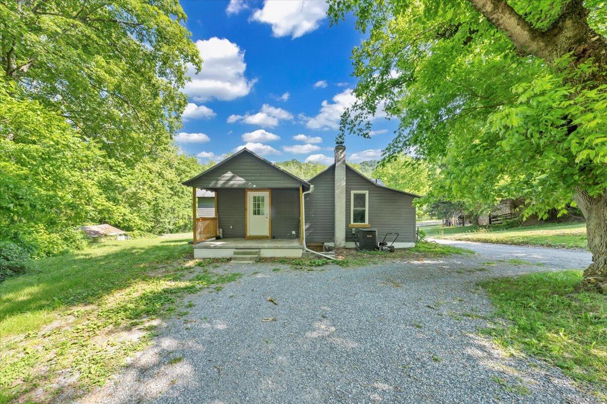 2659 Cedar Ln, Buchanan, Virginia image 26