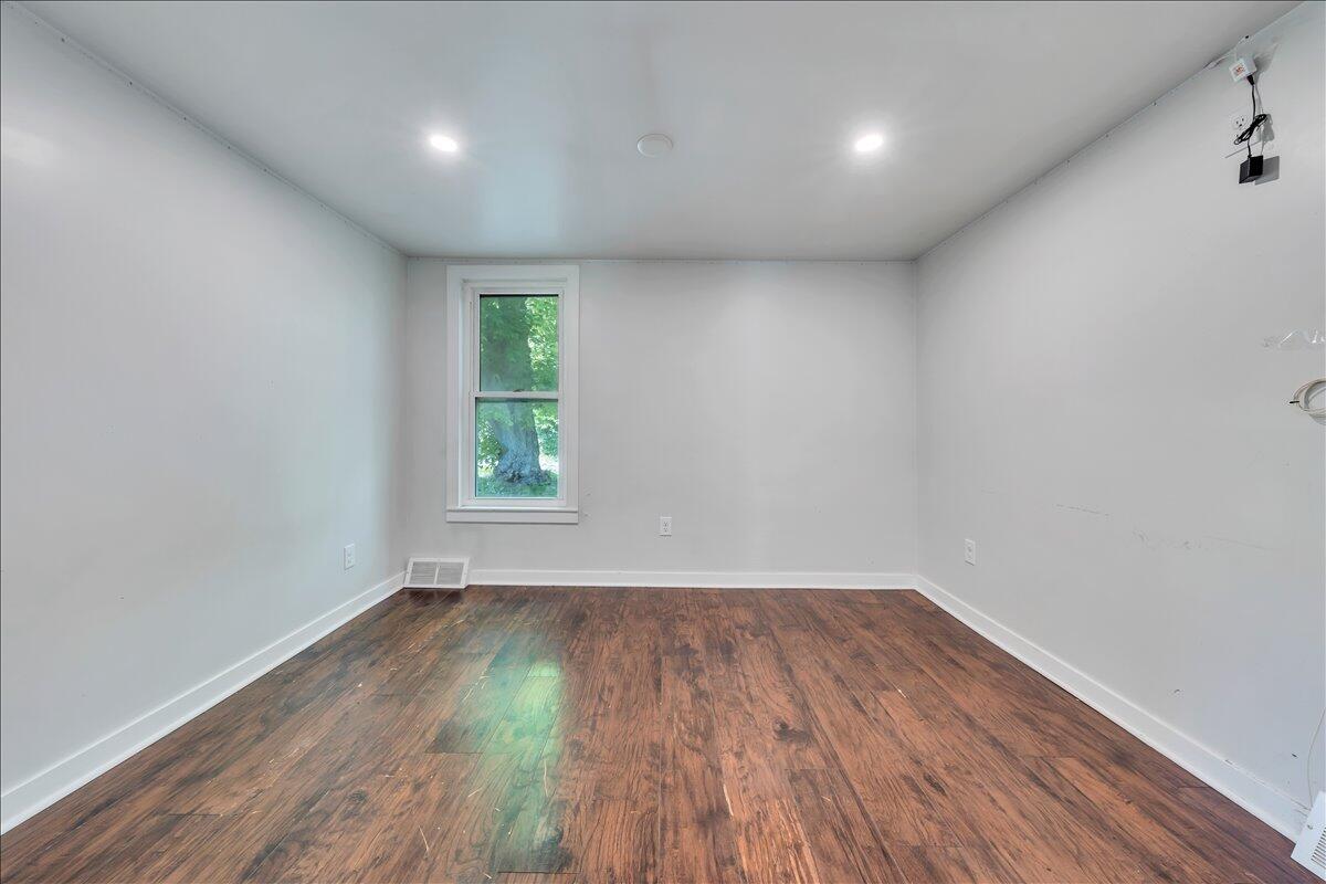 2659 Cedar Ln, Buchanan, Virginia image 17
