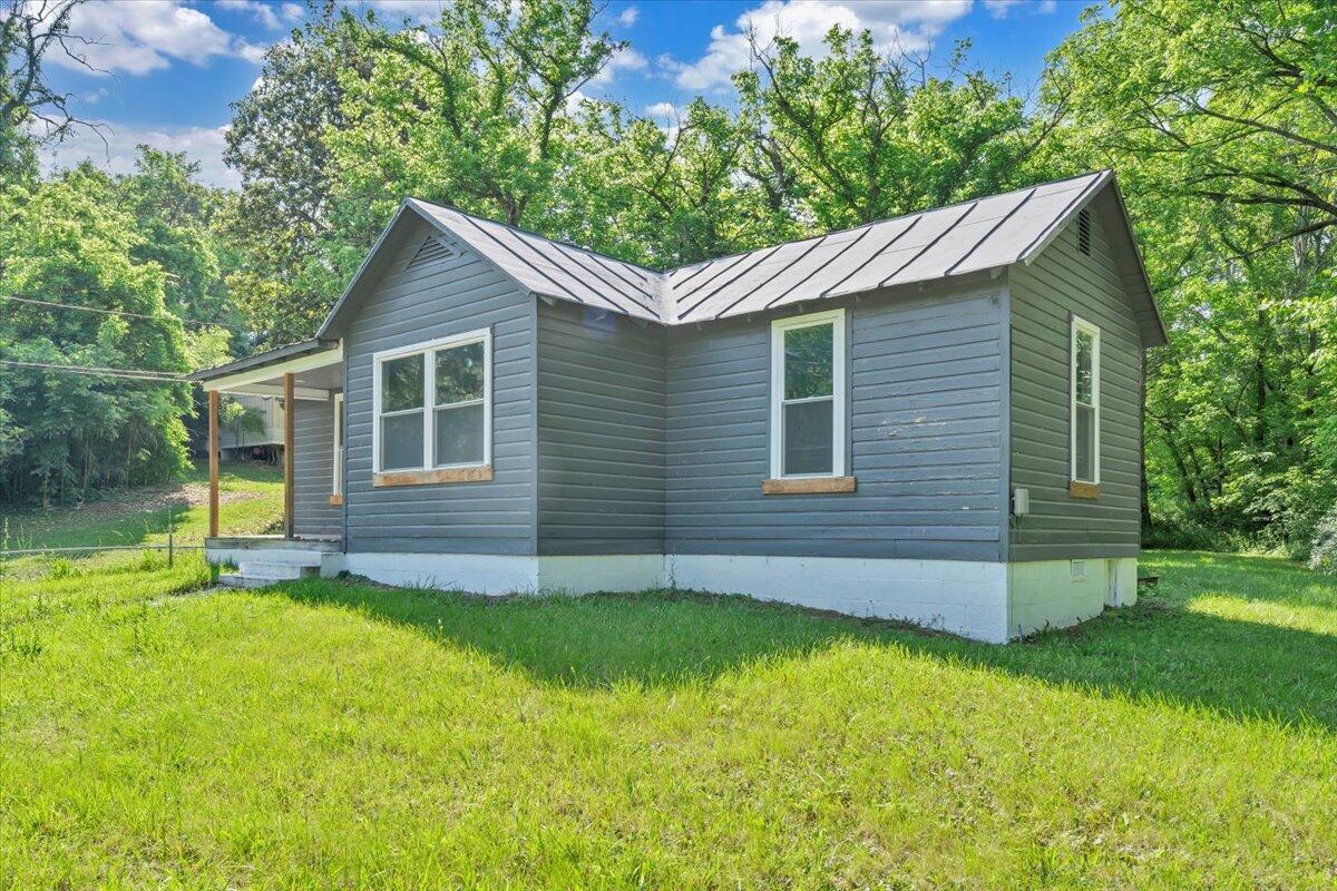 2659 Cedar Ln, Buchanan, Virginia image 2