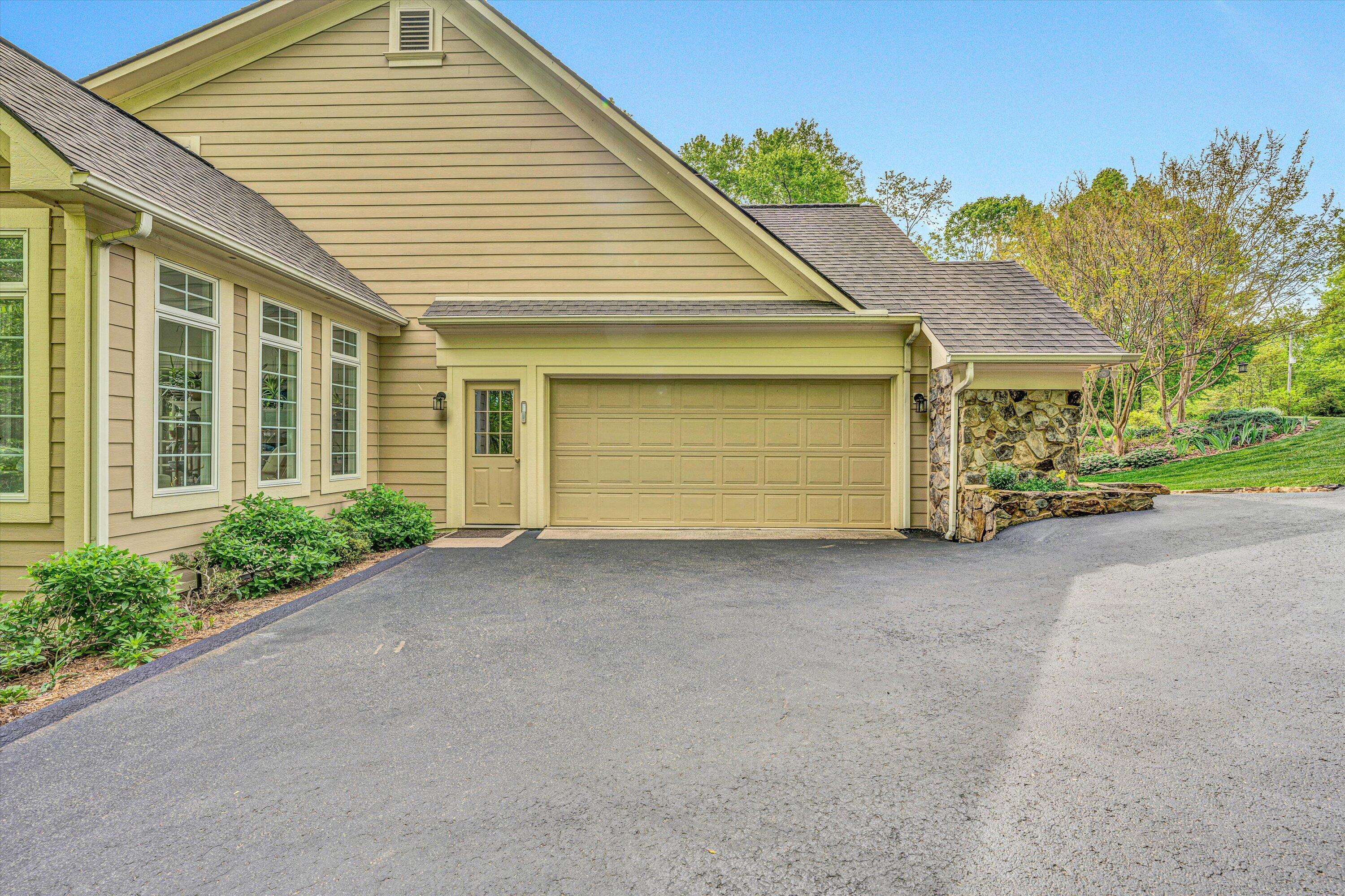 72 Pine Crest Cir, Moneta, Virginia image 13