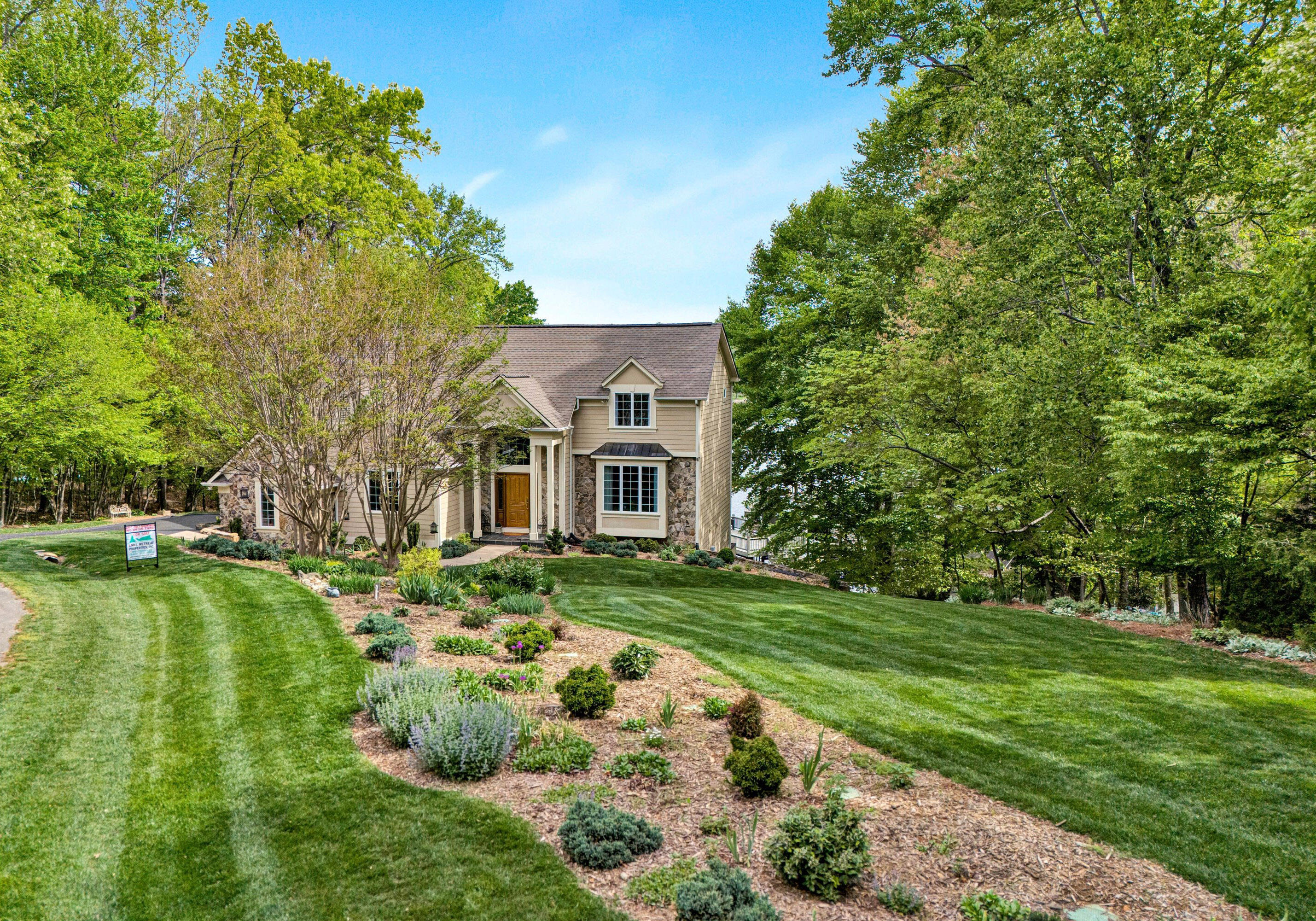 72 Pine Crest Cir, Moneta, Virginia image 10