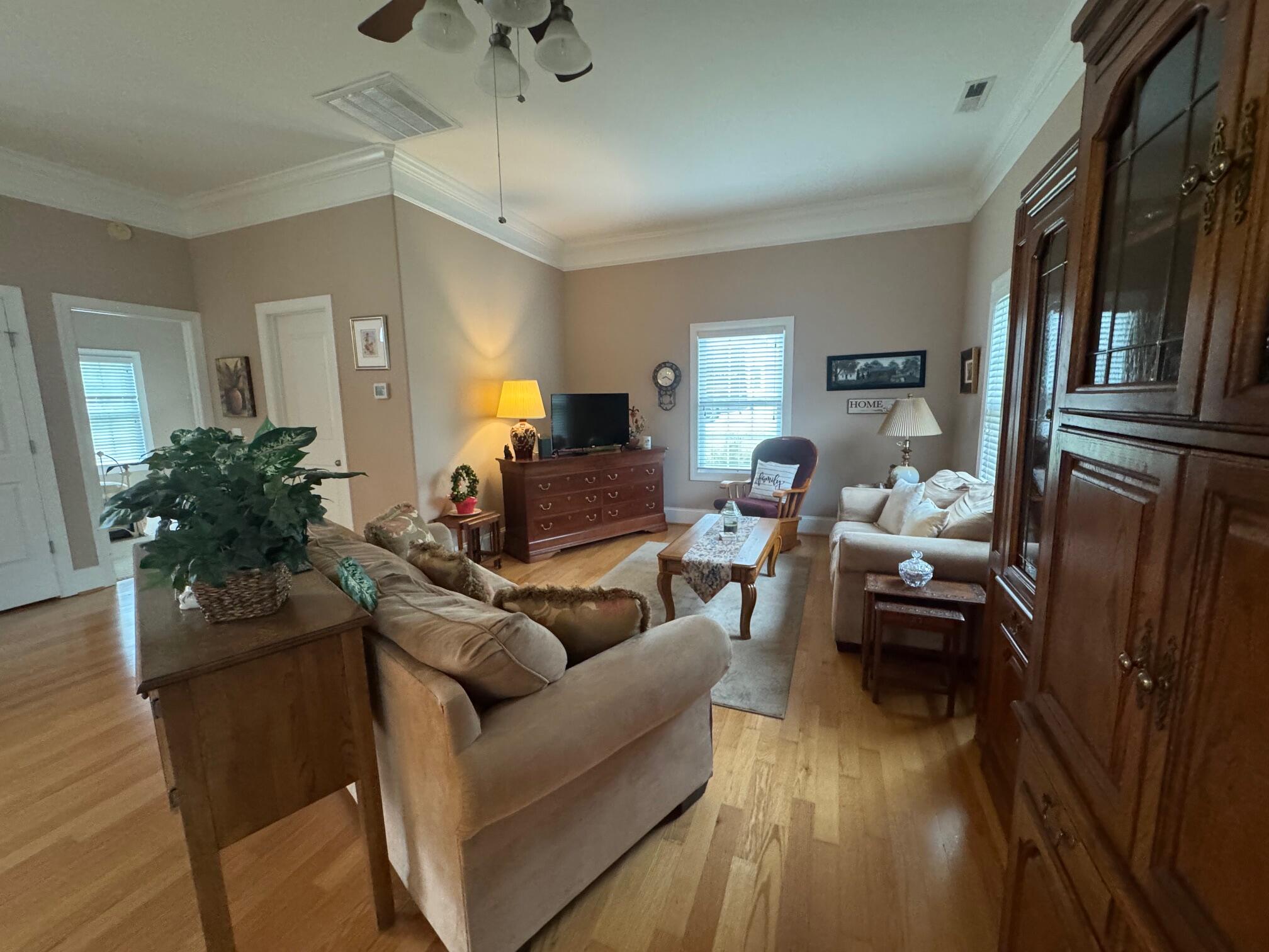 1119 Park Hall Rd, Huddleston, Virginia image 3