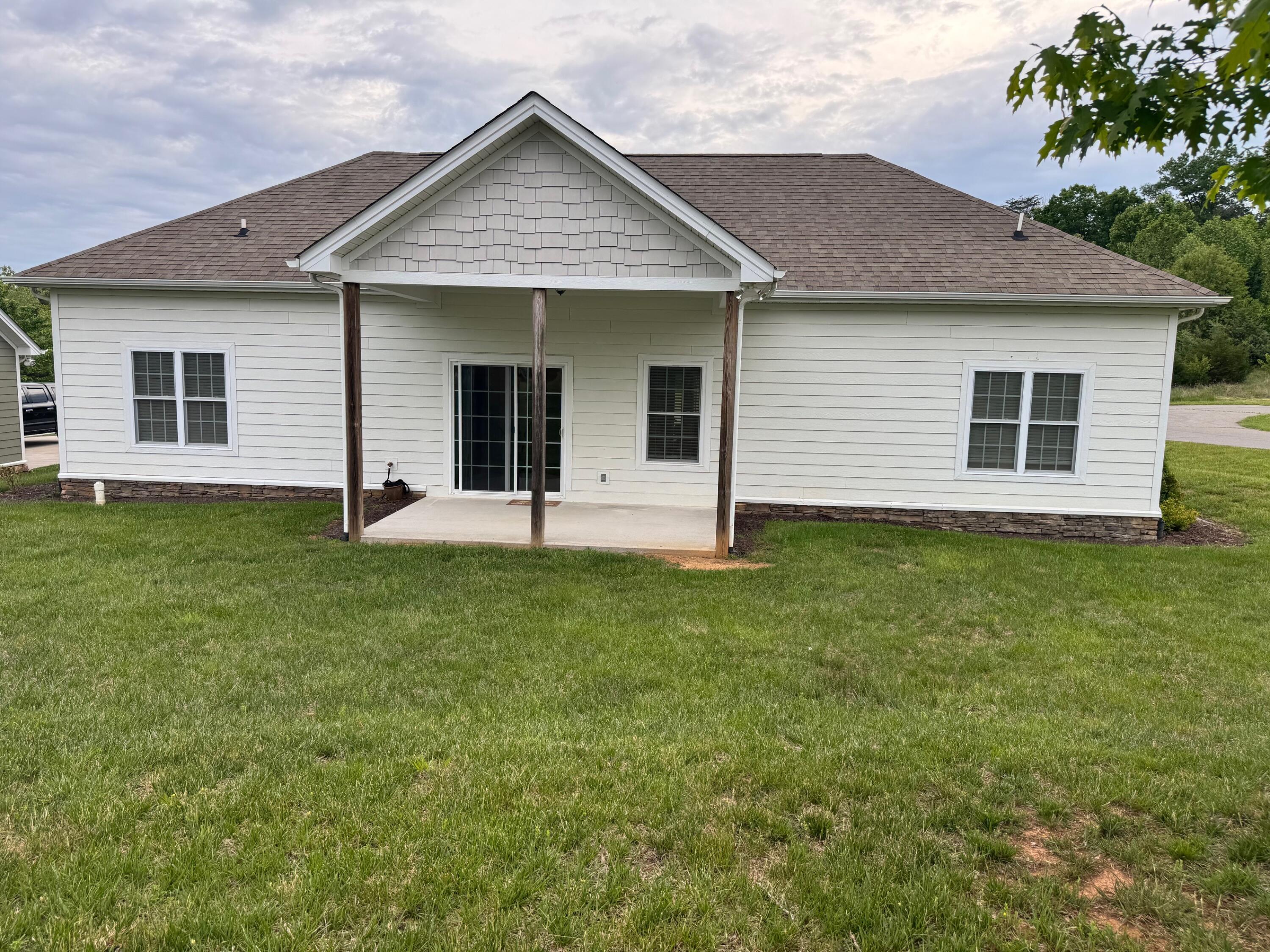 1119 Park Hall Rd, Huddleston, Virginia image 7