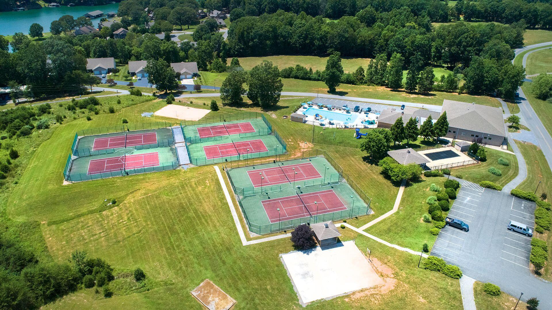 1119 Park Hall Rd, Huddleston, Virginia image 18