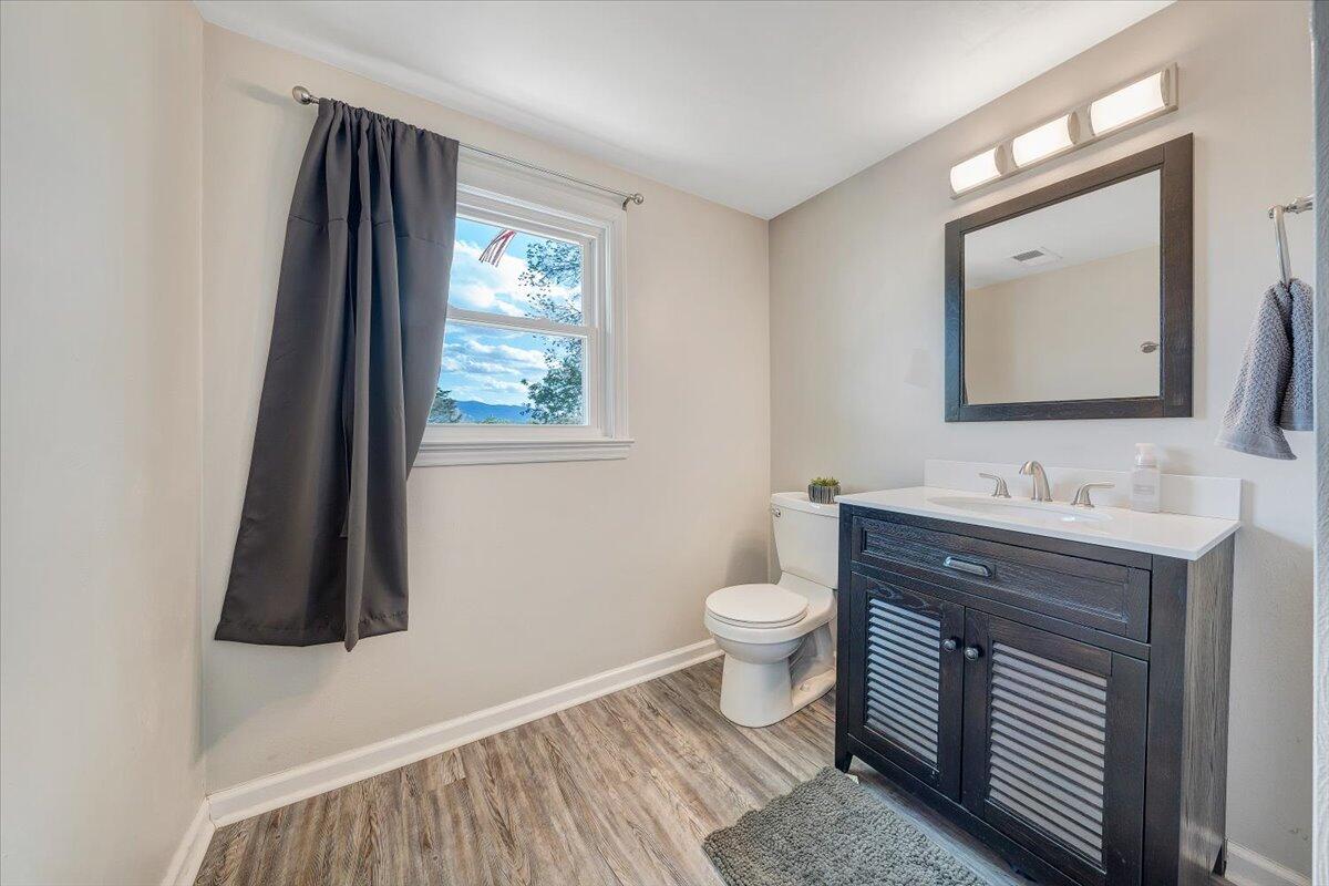 387 Ivie Cir, Salem, Ohio image 31