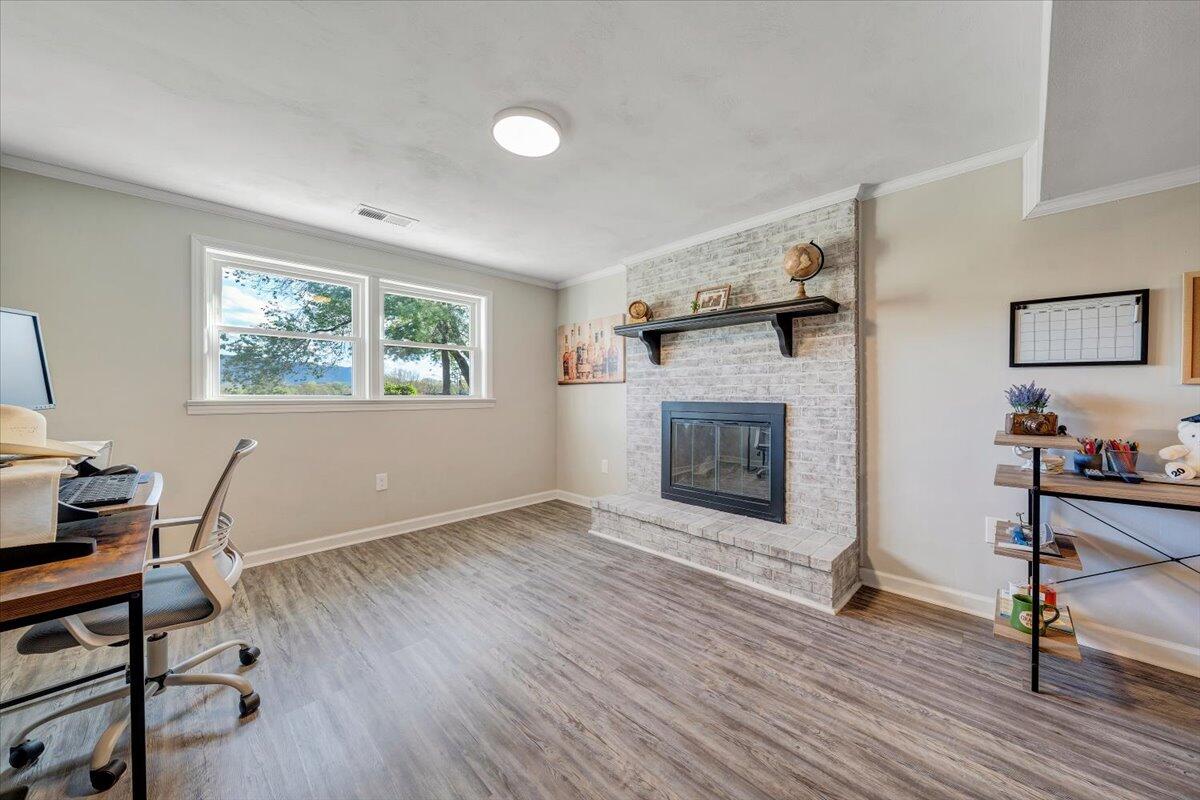 387 Ivie Cir, Salem, Ohio image 24