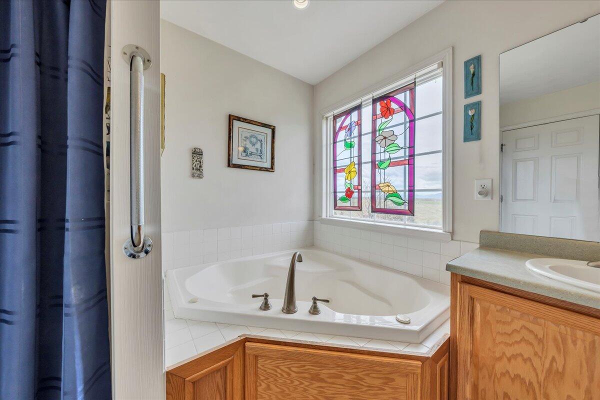 1064 Savanna Hills Drive Dr, Moneta, Virginia image 31