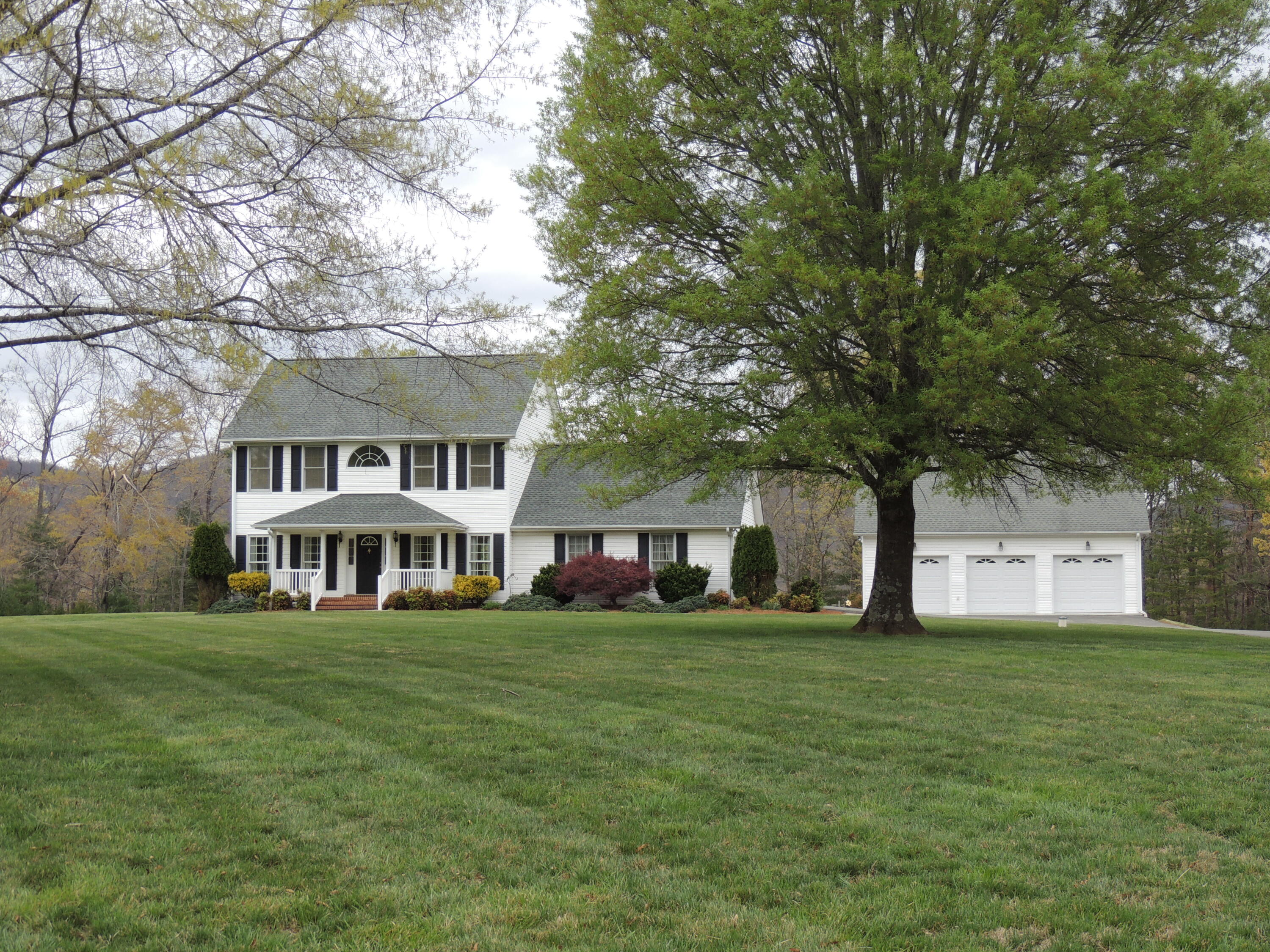 100 Ridge Mountain Dr, Boones Mill, Virginia image 1