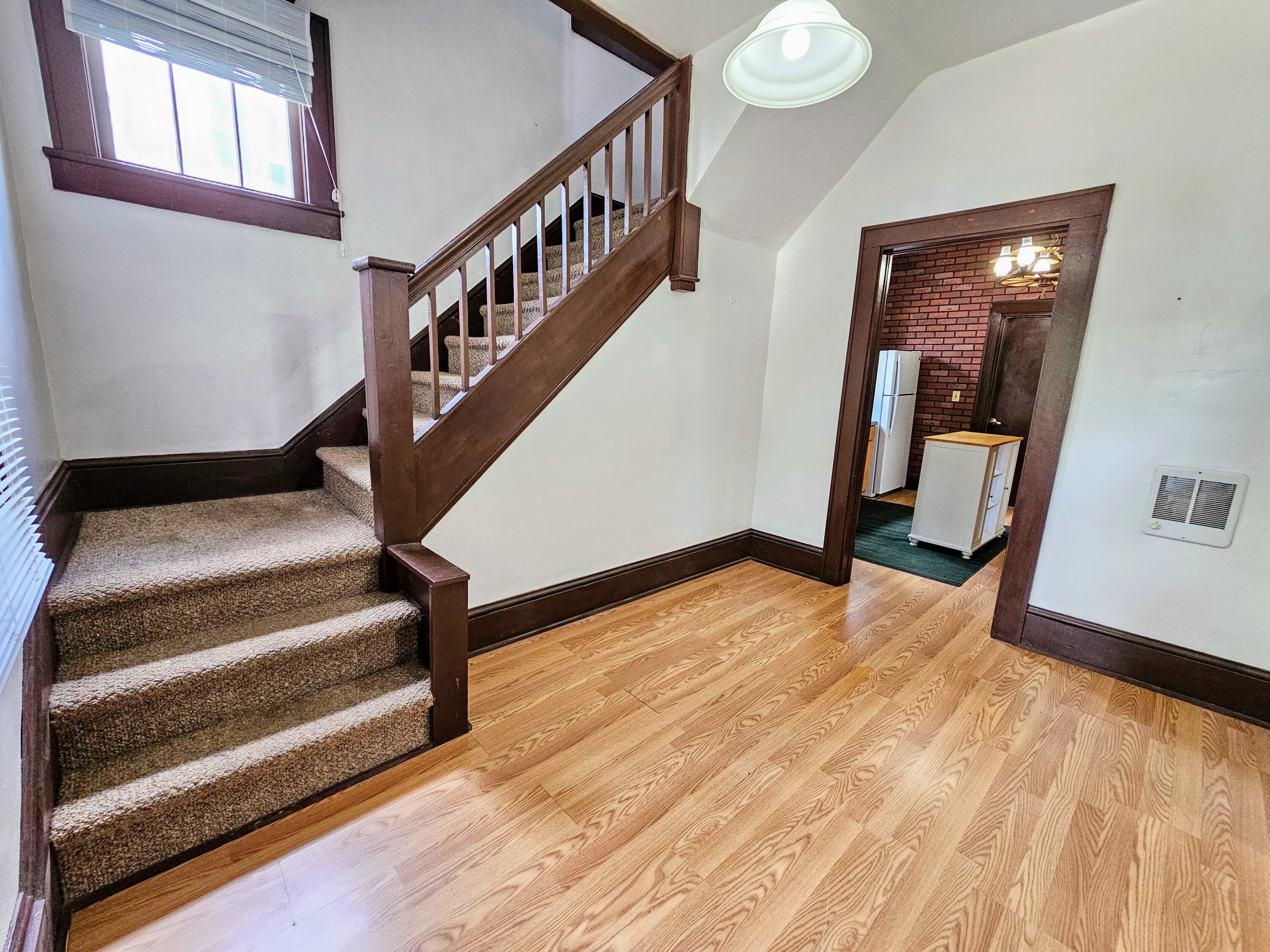 292 Holcombe Ave, New Castle, Virginia image 4