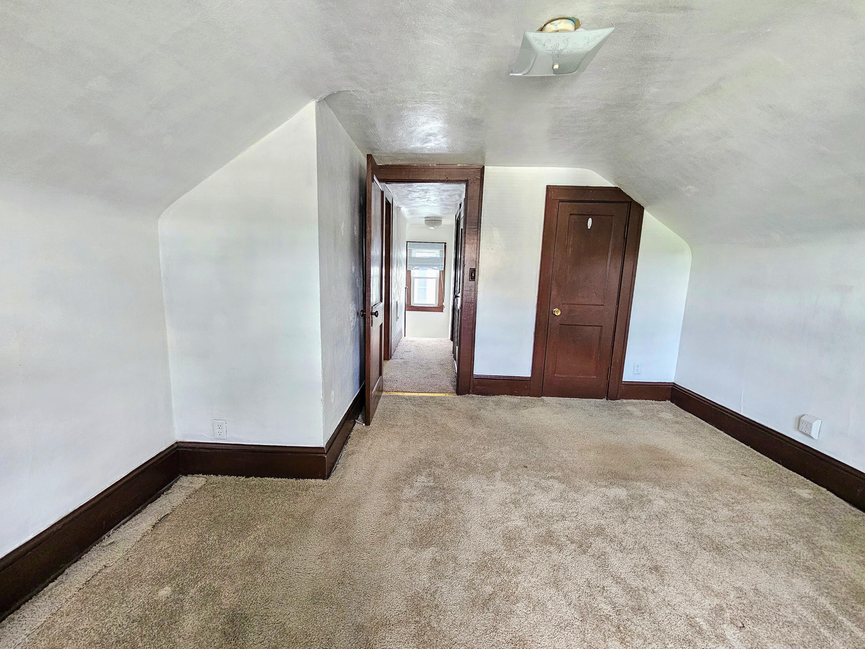 292 Holcombe Ave, New Castle, Virginia image 16
