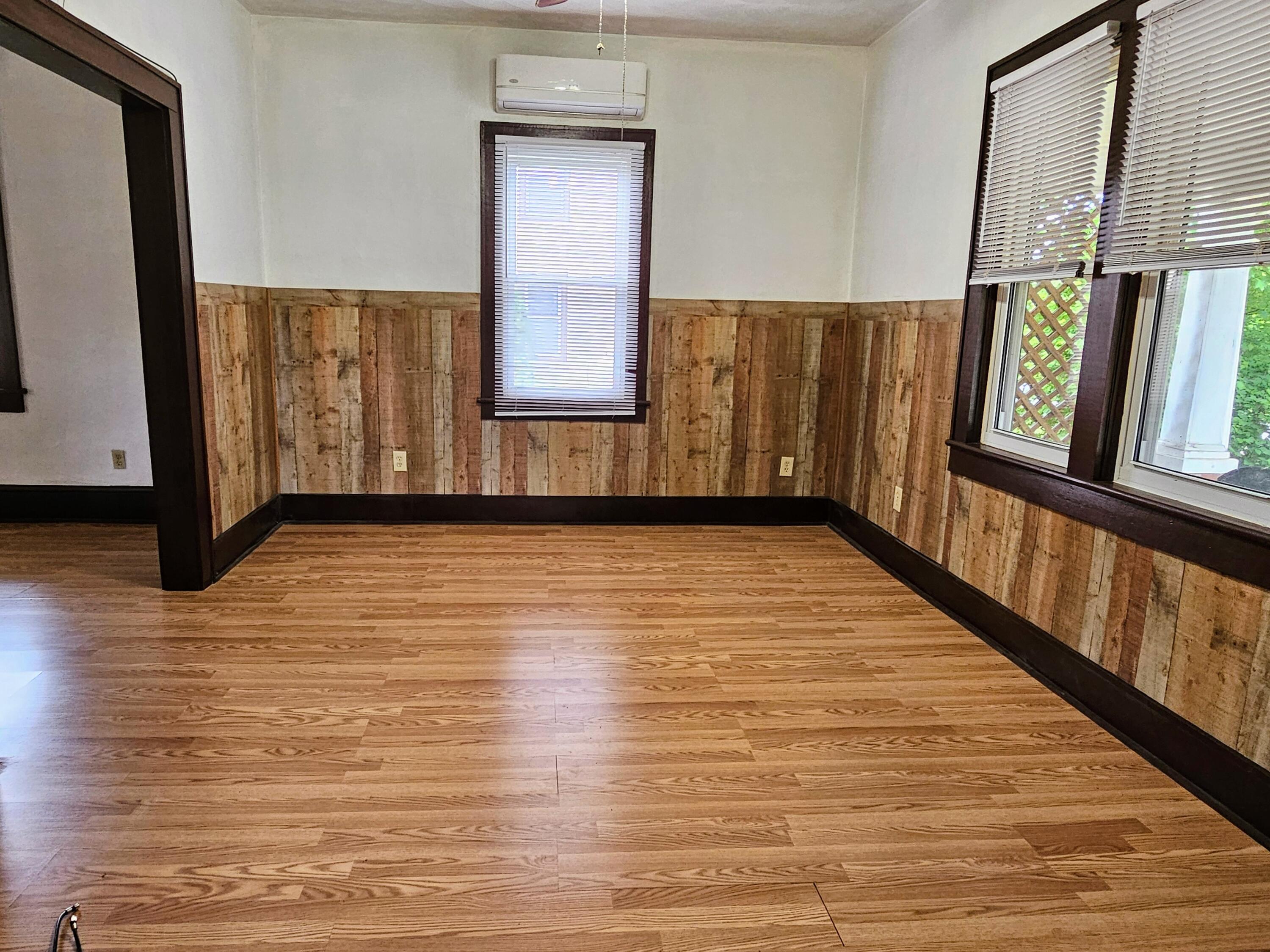 292 Holcombe Ave, New Castle, Virginia image 7