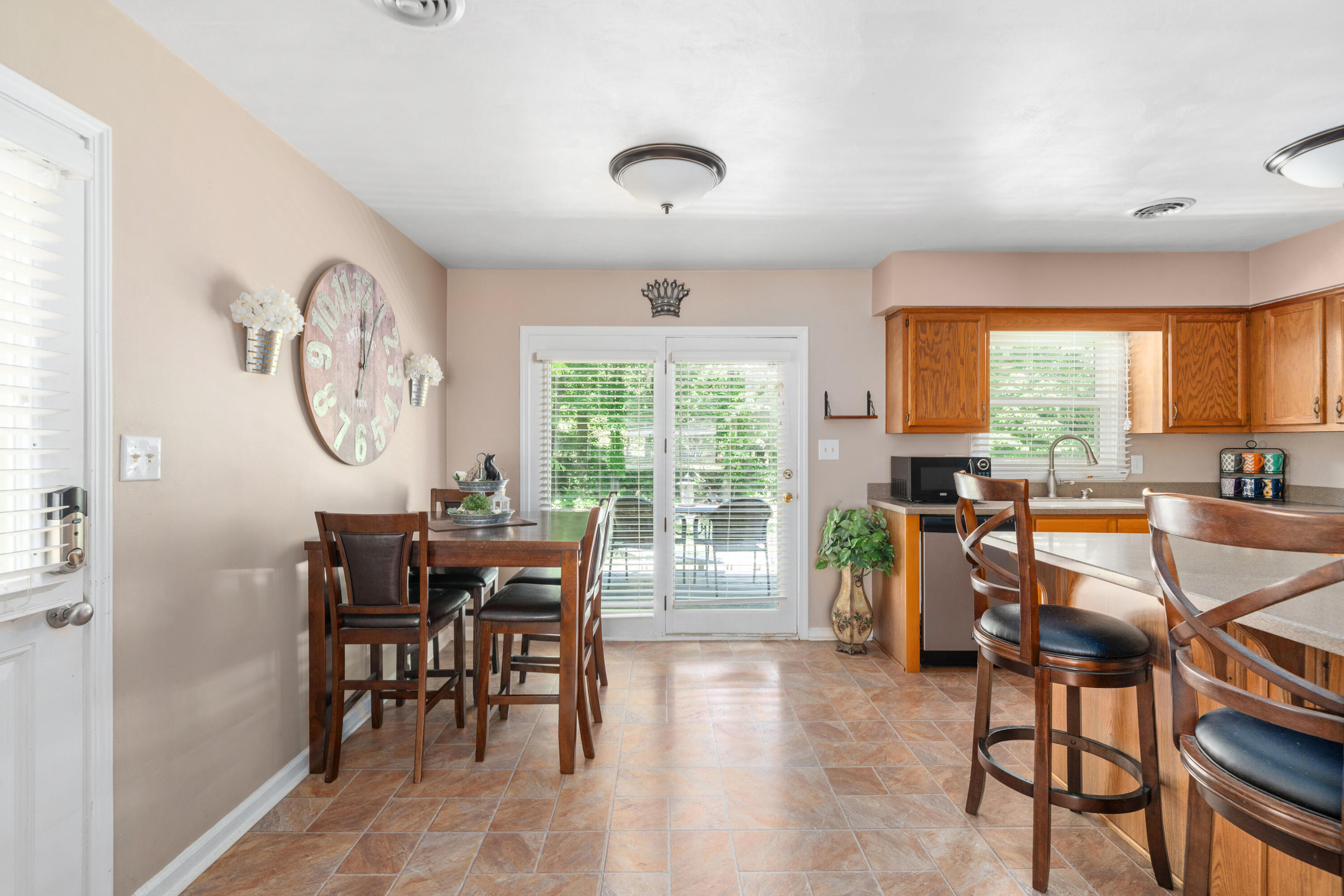 4417 Indian Hill Rd, Salem, Virginia image 3