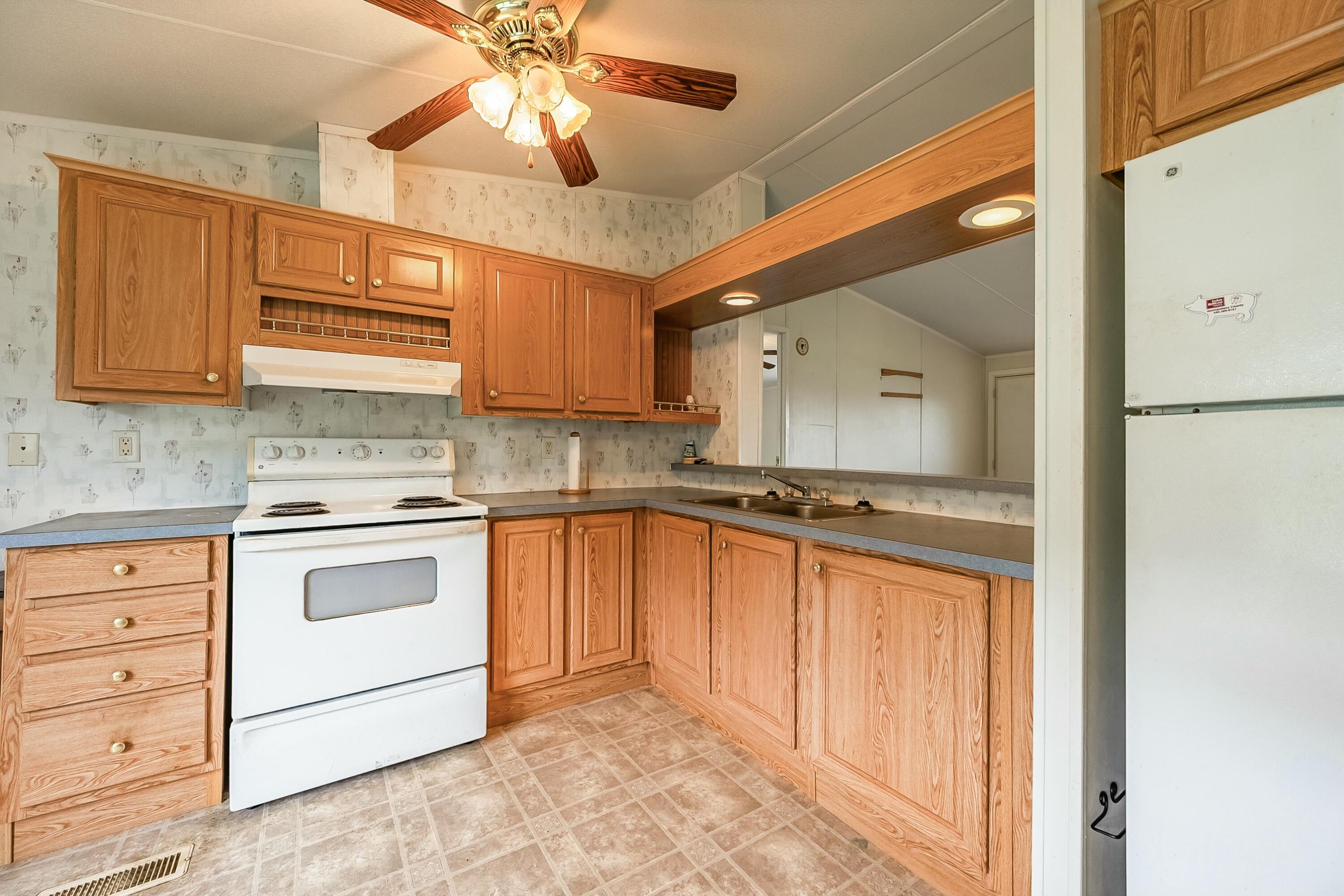 3588 Flatwoods Rd, Elliston, Virginia image 17