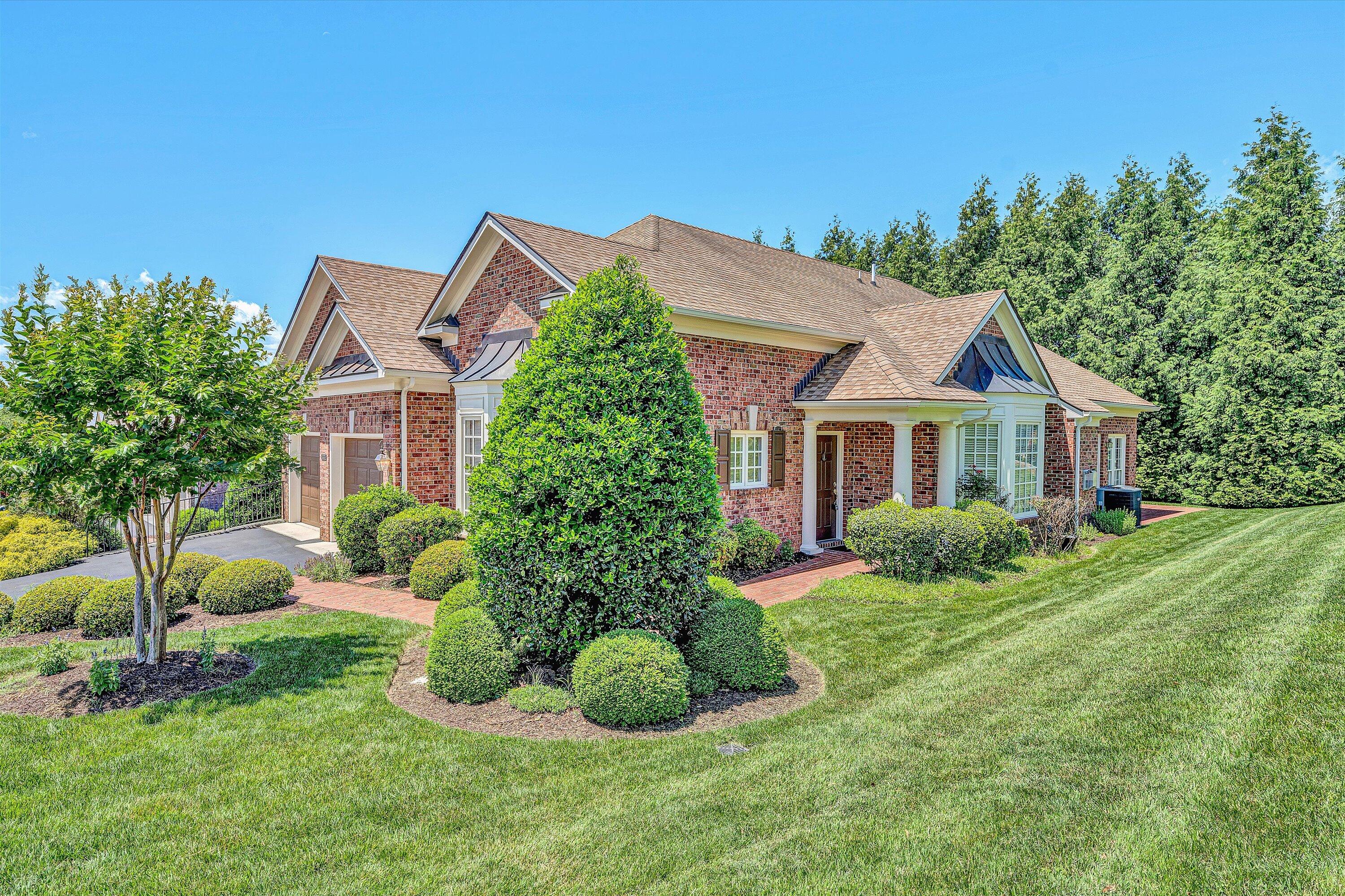 3303 Belshire Ct, Roanoke, Virginia image 2