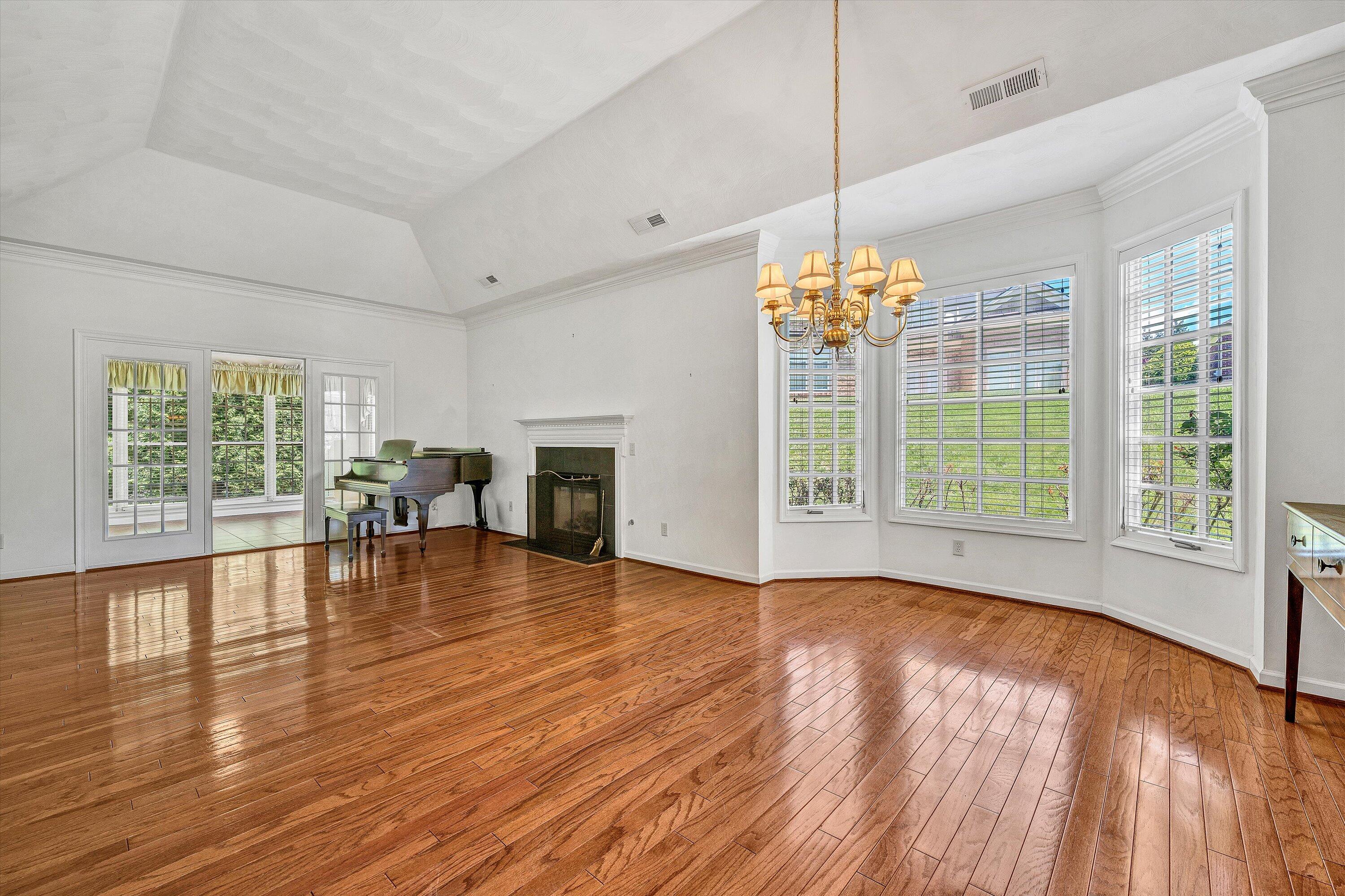 3303 Belshire Ct, Roanoke, Virginia image 6