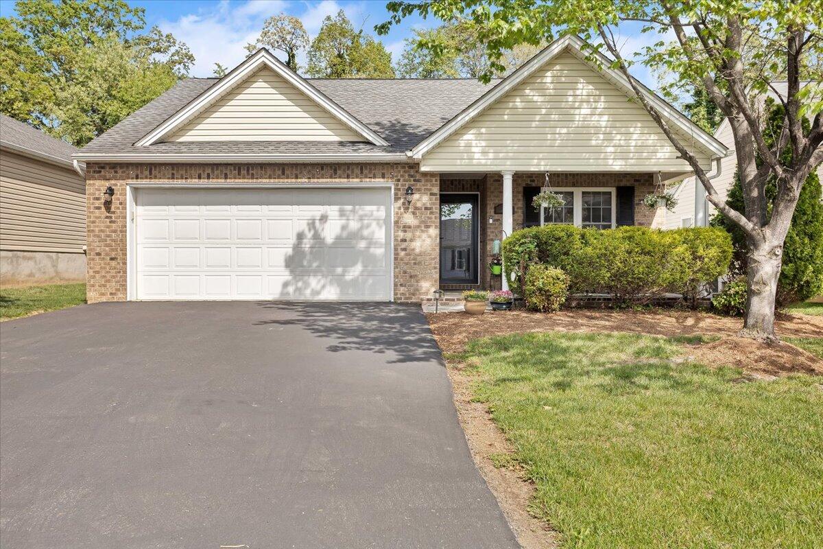 38 Point Pleasant Ave, Salem, Virginia image 1