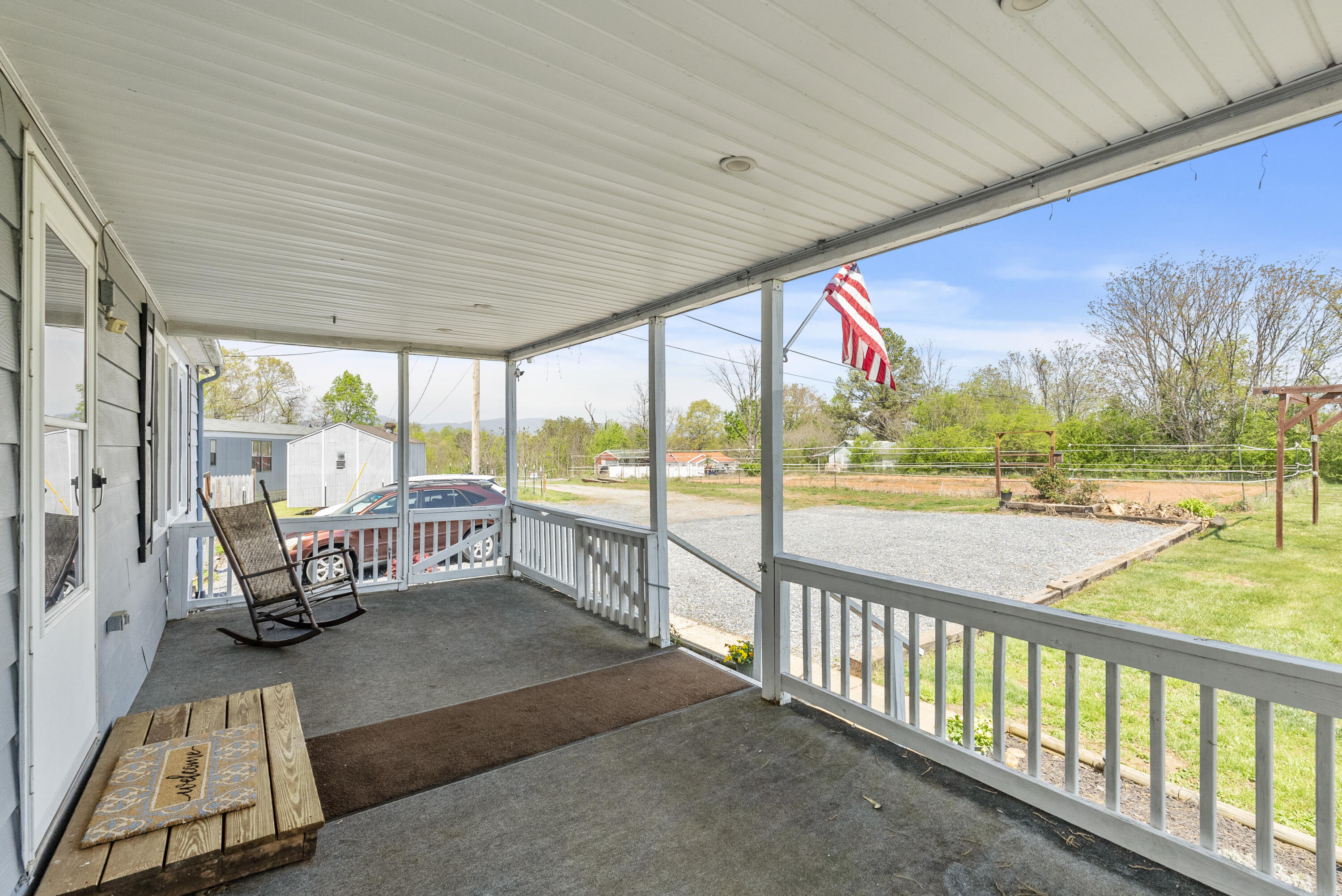 1062 Overacre Dr, Bedford, Virginia image 3