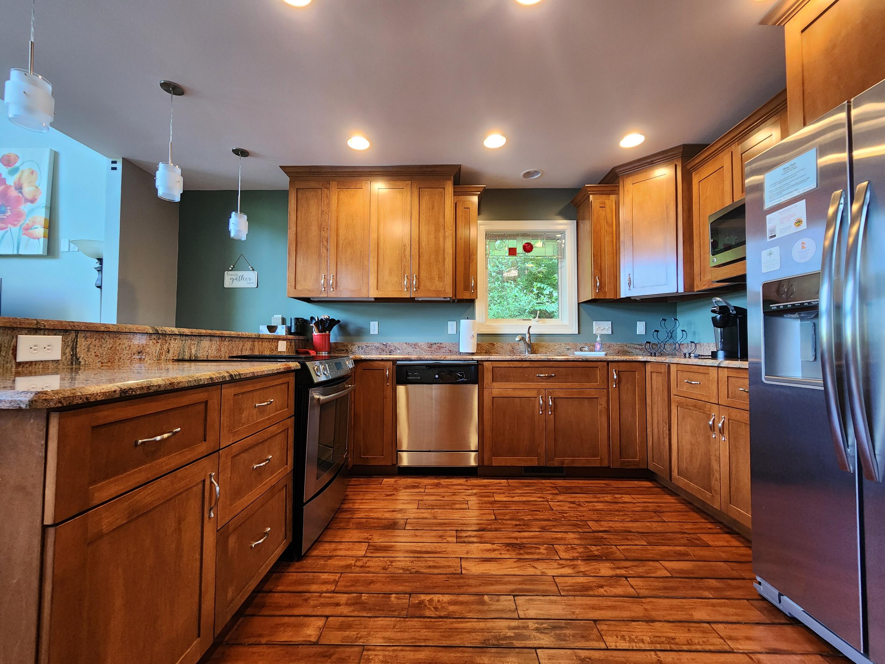 Goodview, Virginia 24095, United States, 3 Bedrooms Bedrooms, ,3 BathroomsBathrooms,Residential,Pending,119828