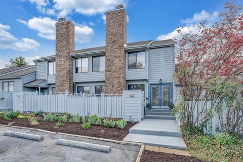 Photo of 2437 S Clearing RD, Salem, VA 24153 (MLS # 926152)